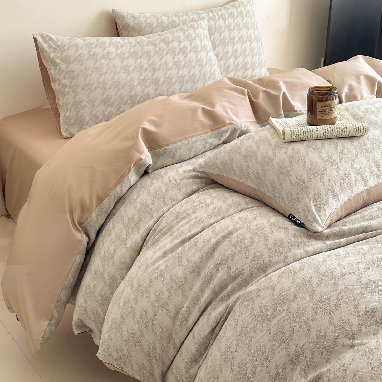 91家纺网 家纺一手货源 找家纺 涵宸家纺 2026新款全棉提花色坊系列四件套 千熙-灰