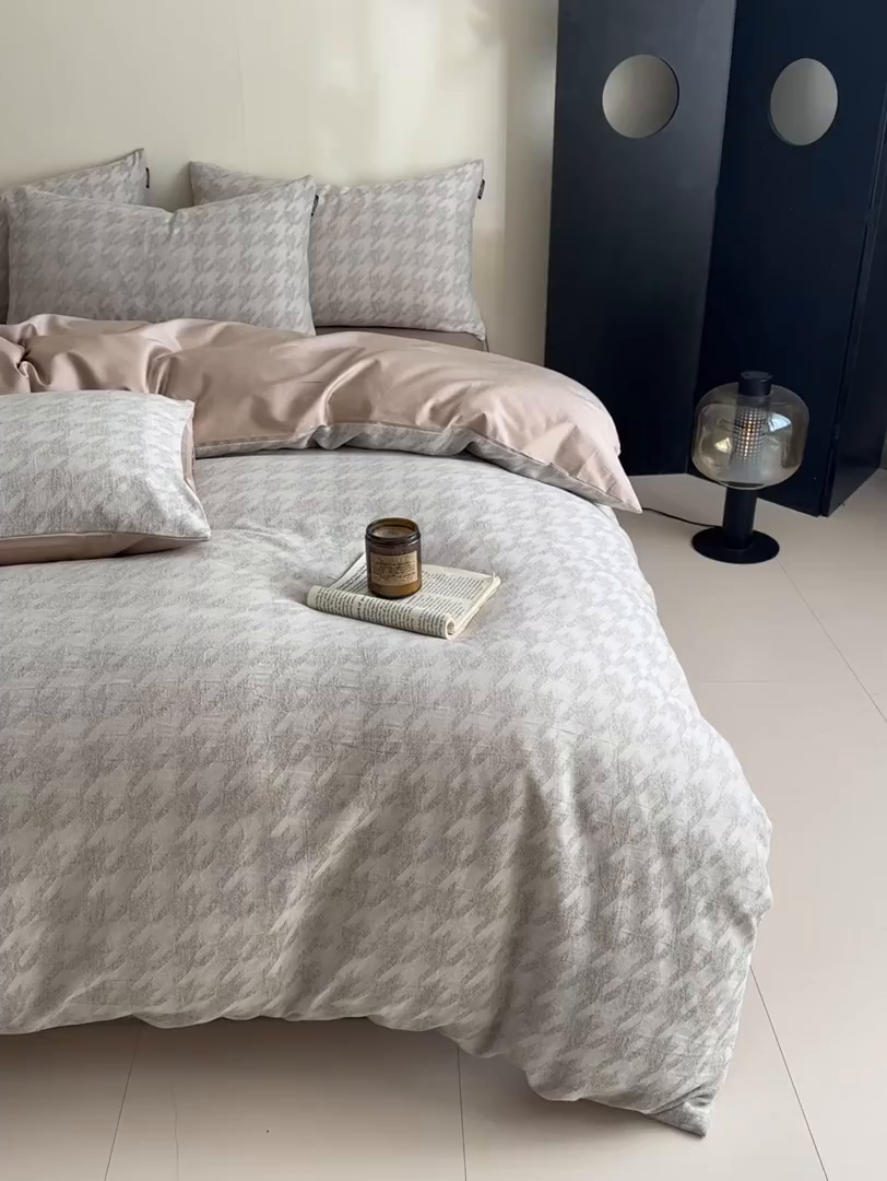 91家纺网 家纺一手货源 找家纺 涵宸家纺 2026新款全棉提花色坊系列四件套 千熙-灰