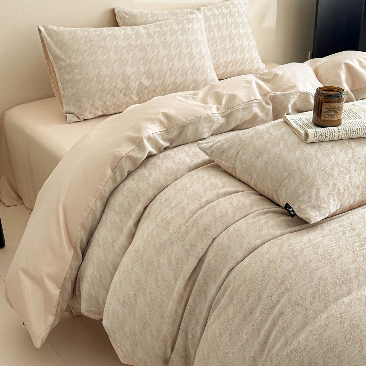 91家纺网 家纺一手货源 找家纺 涵宸家纺 2026新款全棉提花色坊系列四件套 千熙-香槟