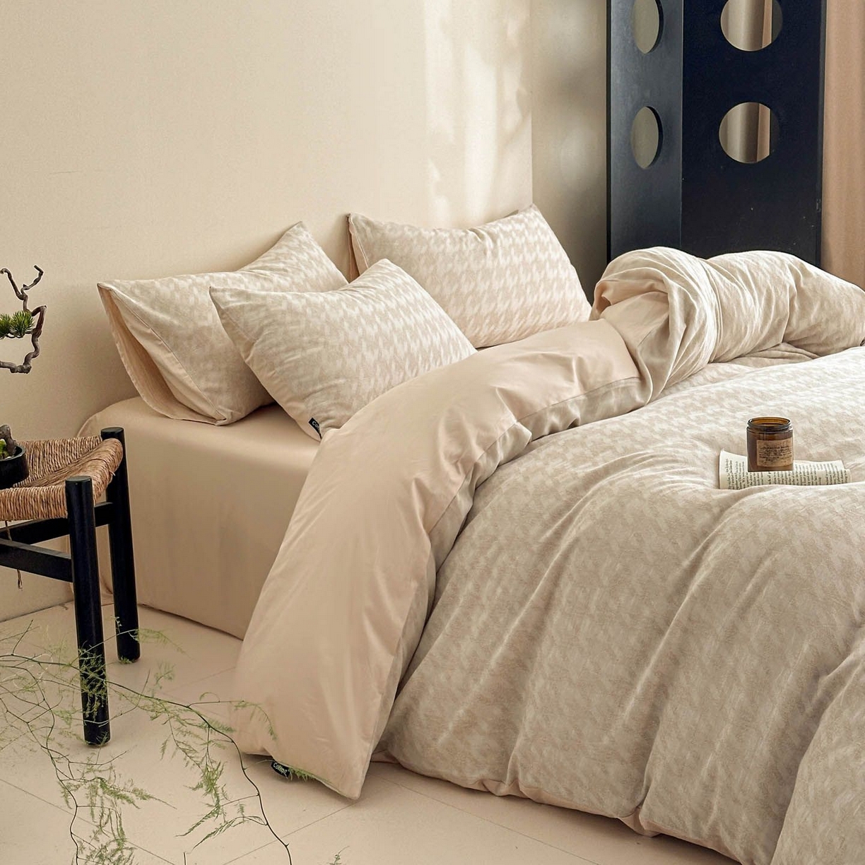 91家纺网 家纺一手货源 找家纺 涵宸家纺 2026新款全棉提花色坊系列四件套 千熙-香槟