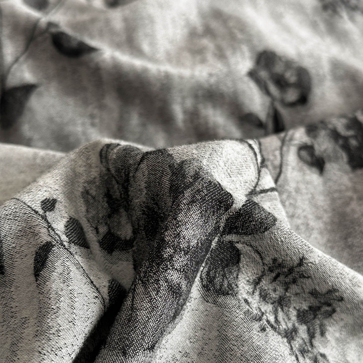 91家纺网 家纺一手货源 找家纺 涵宸家纺 2026新款全棉提花色坊系列四件套 秋思-灰