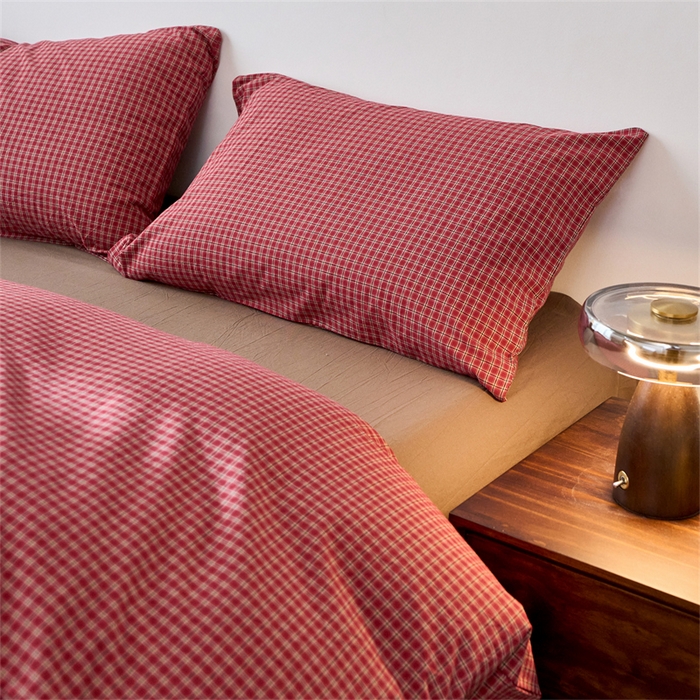 91家纺网 家纺一手货源 找家纺 兰紫橙家纺 2026新款全棉A类深色复古色织方格子水洗棉-赫本雅素系列（含买家秀和质检报告） 赫本红