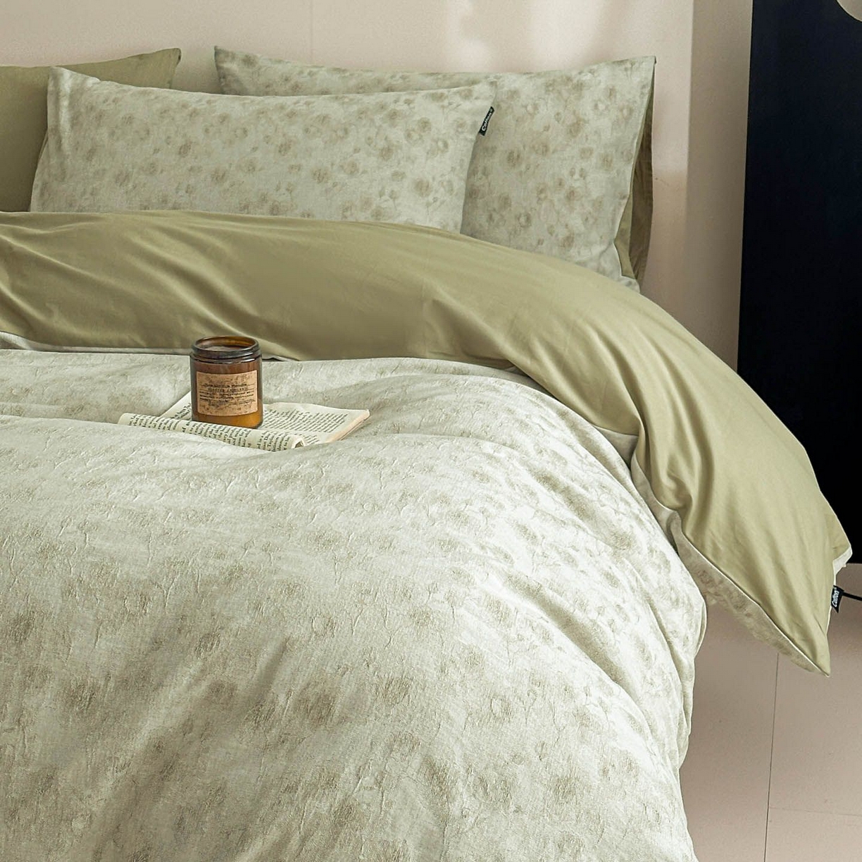 91家纺网 家纺一手货源 找家纺 涵宸家纺 2026新款全棉提花色坊系列四件套 若梦-绿