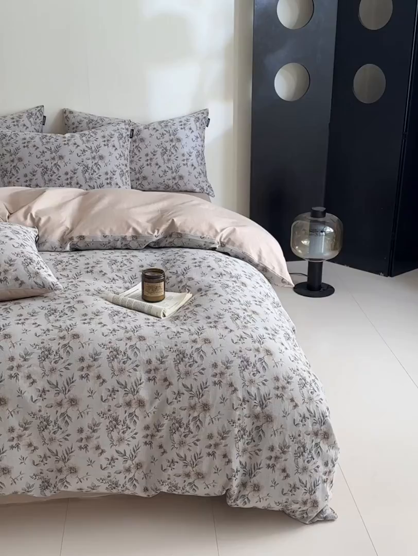 91家纺网 家纺一手货源 找家纺 涵宸家纺 2026新款全棉提花色坊系列四件套 素薇-咖