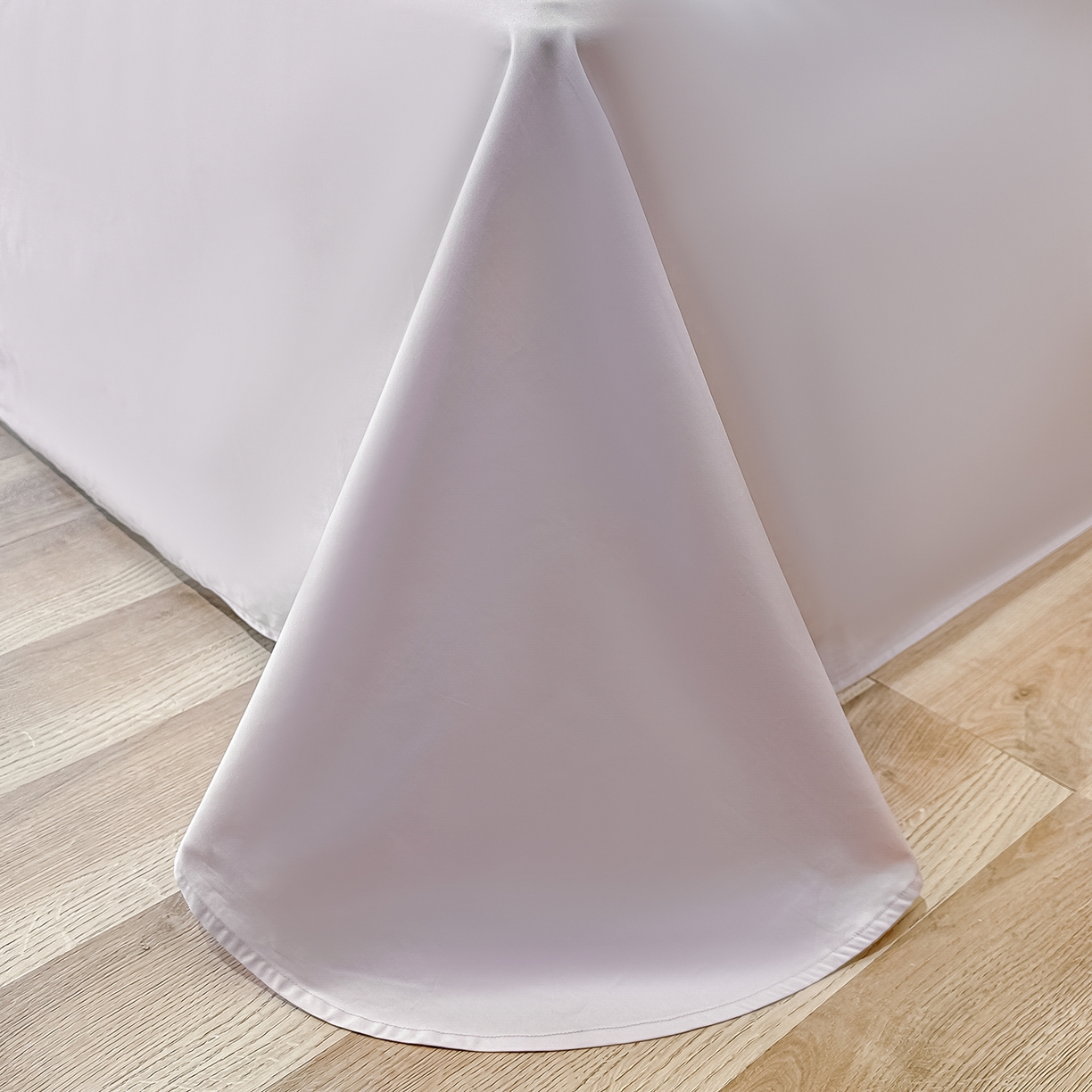 91家纺网 家纺一手货源 找家纺 置顶家纺 2026新款花汐子亲肤刺绣小清新四件套 花汐子-白+香芋紫