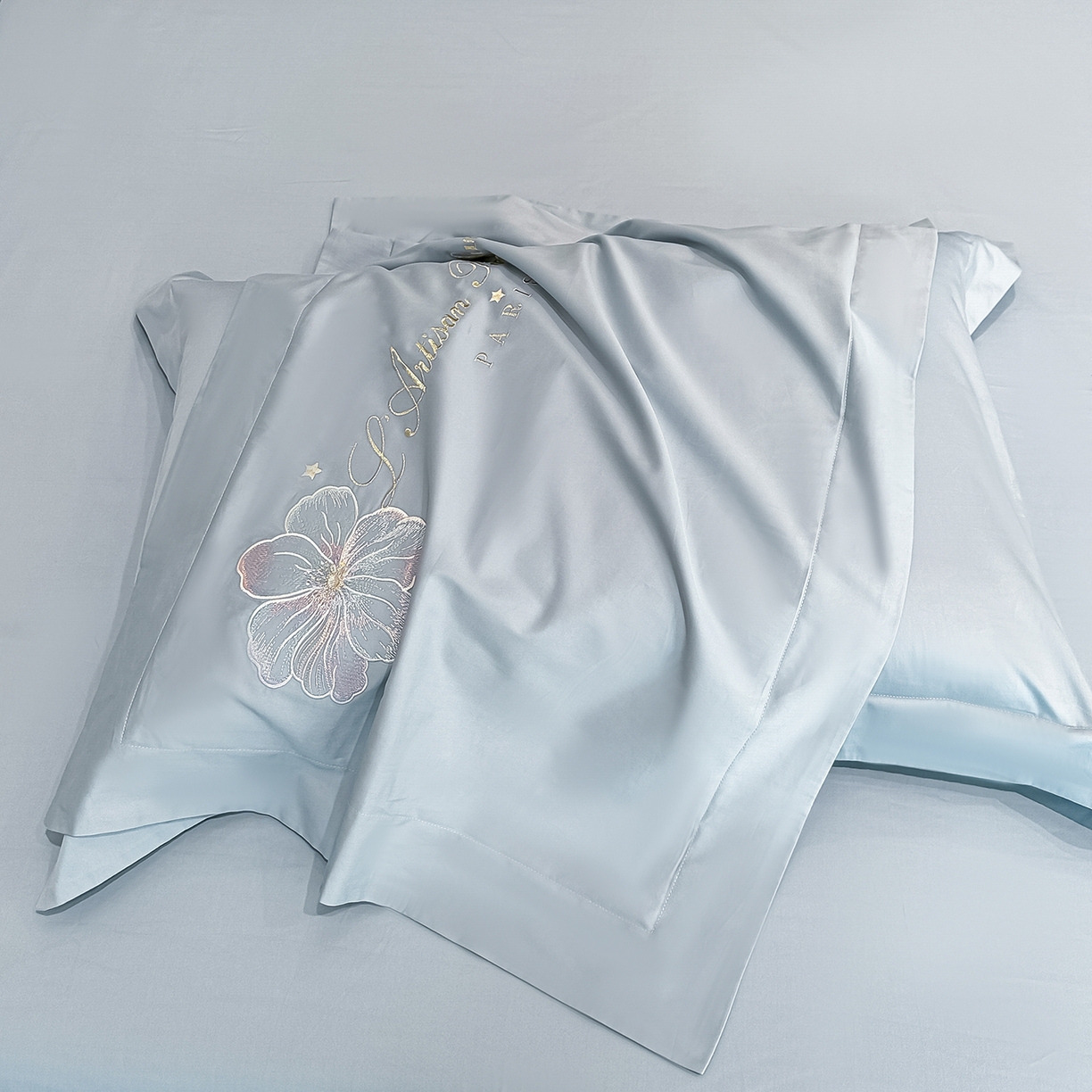 91家纺网 家纺一手货源 找家纺 置顶家纺 2026新款花汐子亲肤刺绣小清新四件套 花汐子-天蓝