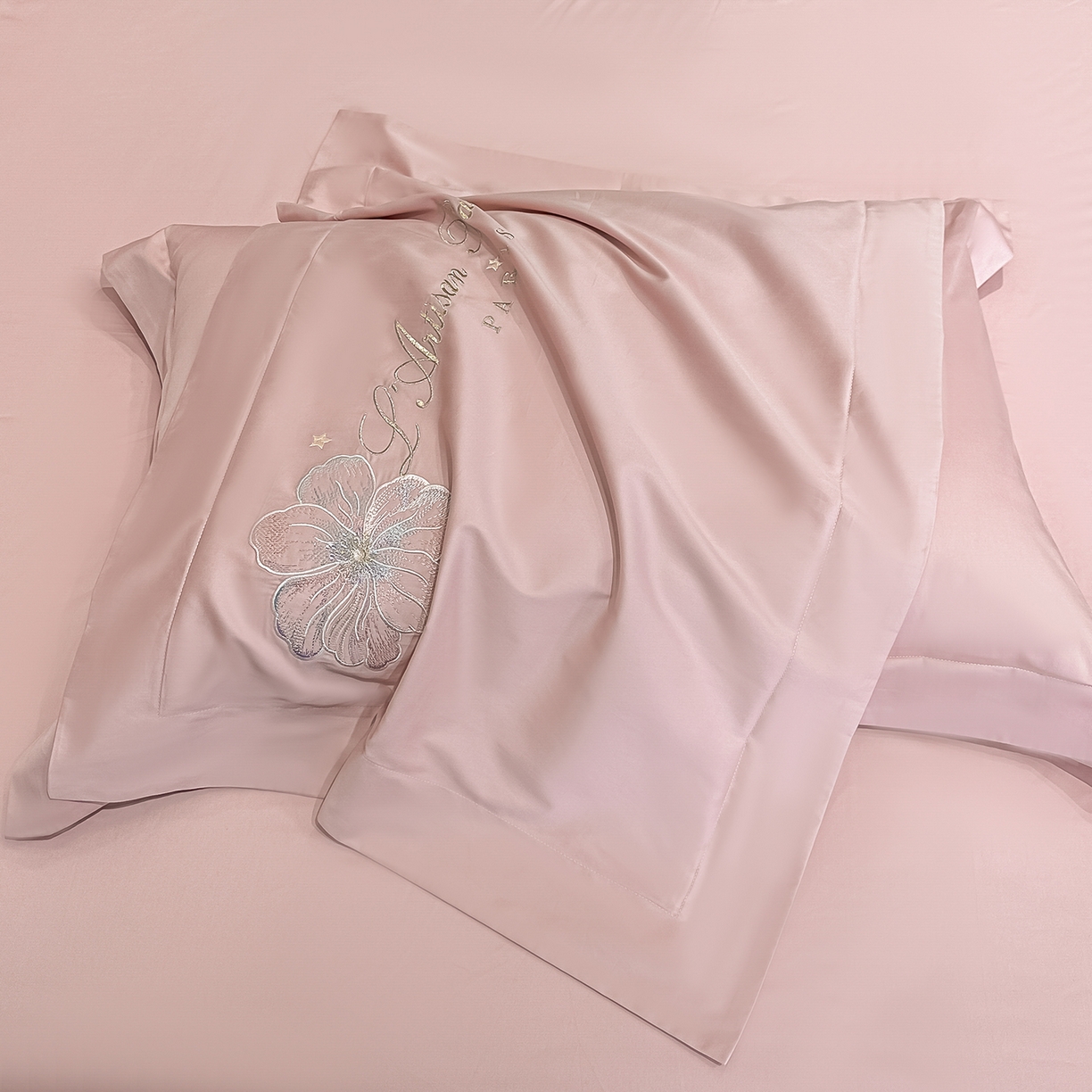 91家纺网 家纺一手货源 找家纺 置顶家纺 2026新款花汐子亲肤刺绣小清新四件套 花汐子-豆沙