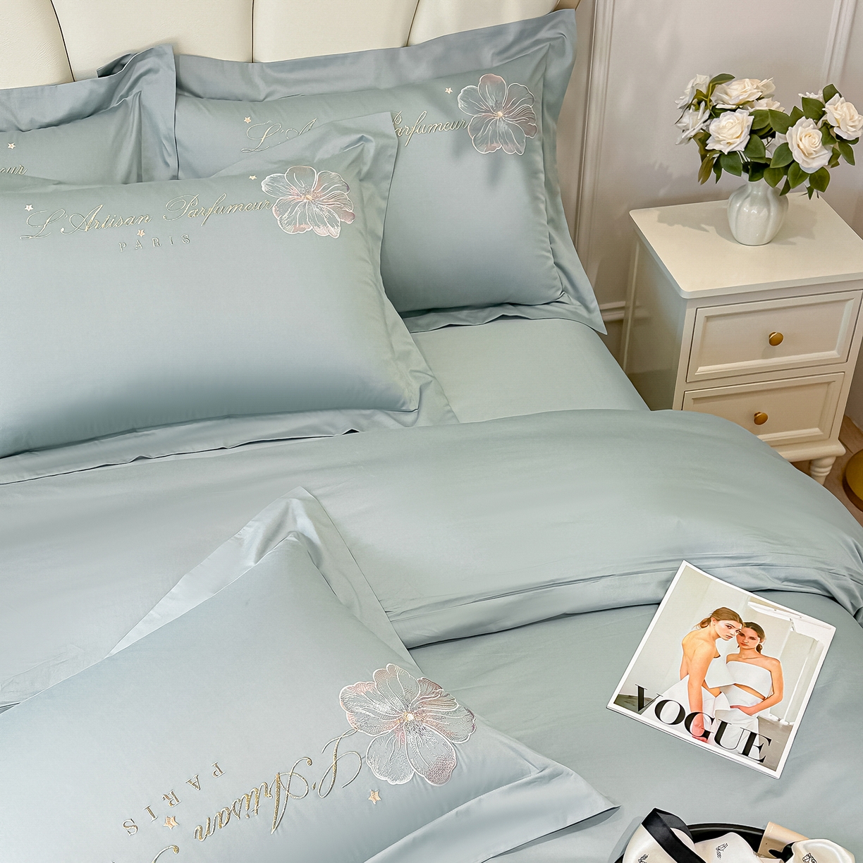 91家纺网 家纺一手货源 找家纺 置顶家纺 2026新款花汐子亲肤刺绣小清新四件套 花汐子-繁星蓝