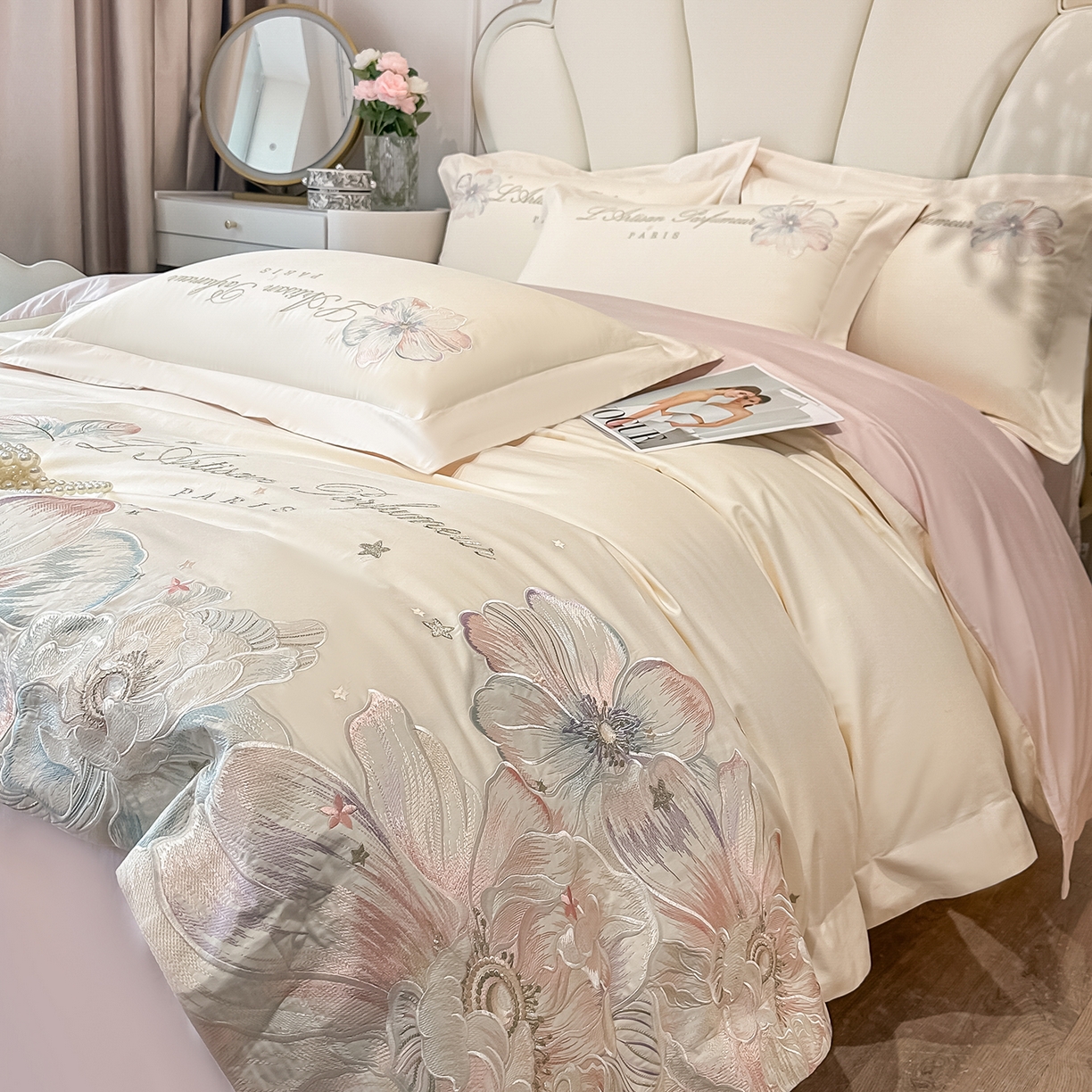 91家纺网 家纺一手货源 找家纺 置顶家纺 2026新款花汐子亲肤刺绣小清新四件套 花汐子-白+粉