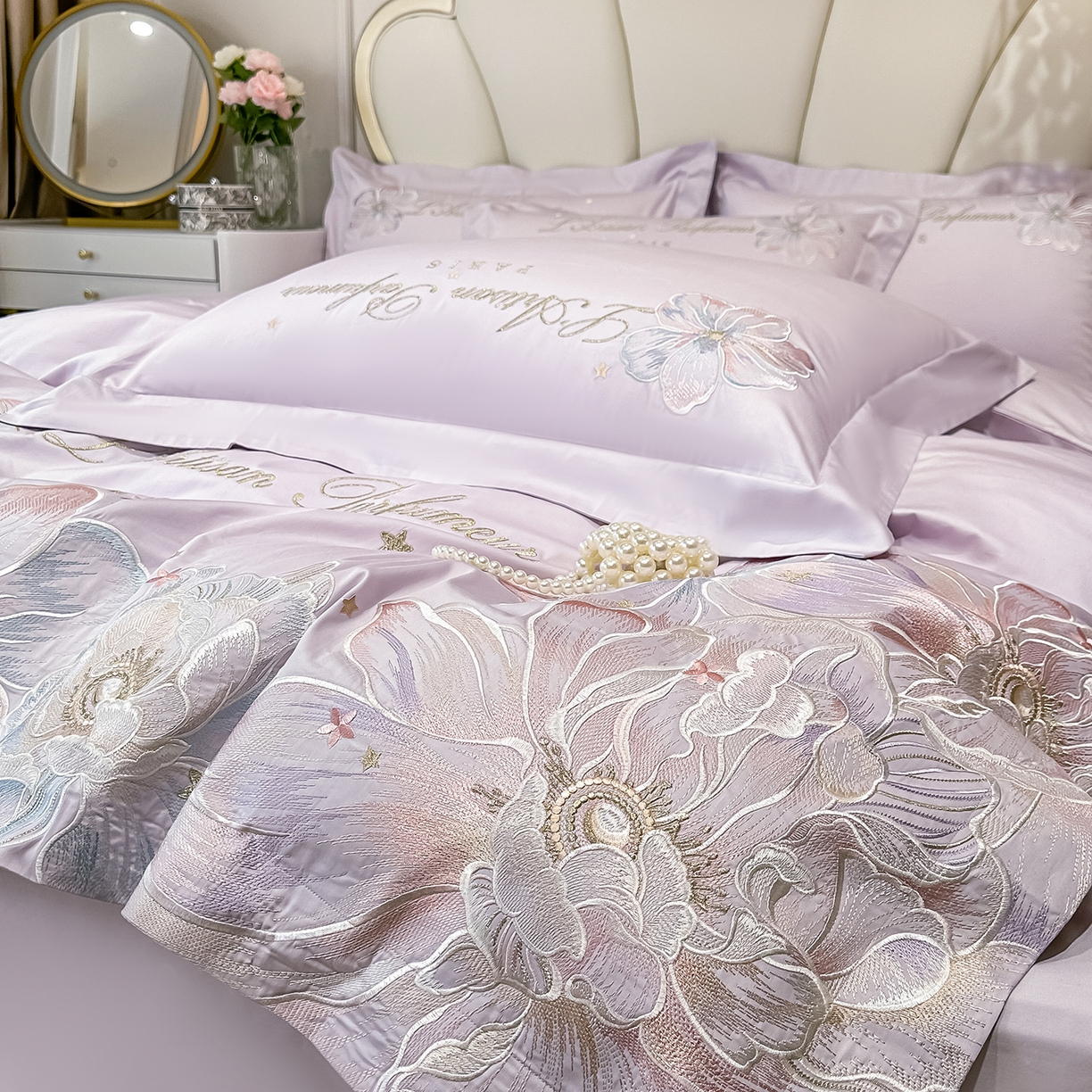 91家纺网 家纺一手货源 找家纺 置顶家纺 2026新款花汐子亲肤刺绣小清新四件套 花汐子-香芋紫