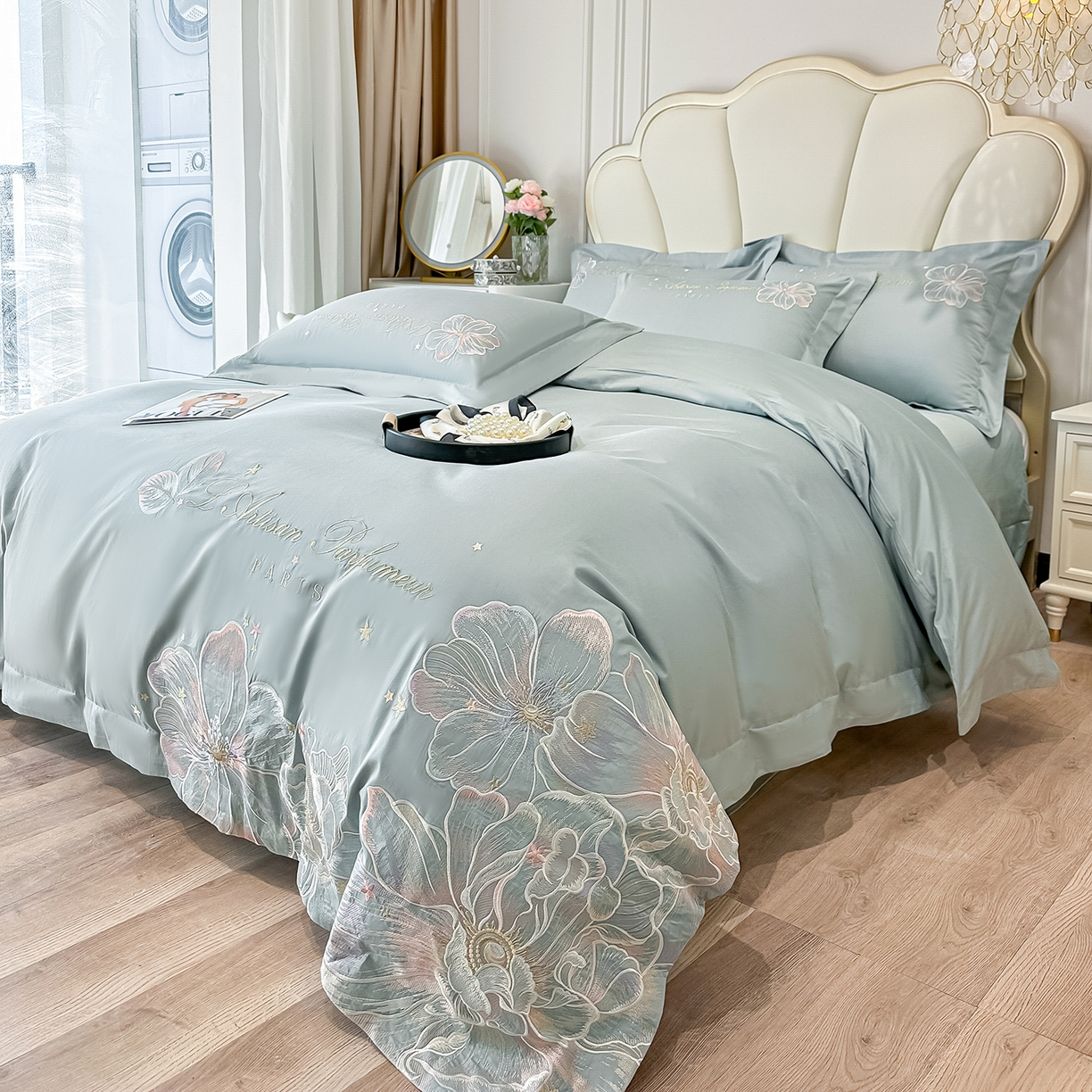 91家纺网 家纺一手货源 找家纺 置顶家纺 2026新款花汐子亲肤刺绣小清新四件套 花汐子-繁星蓝