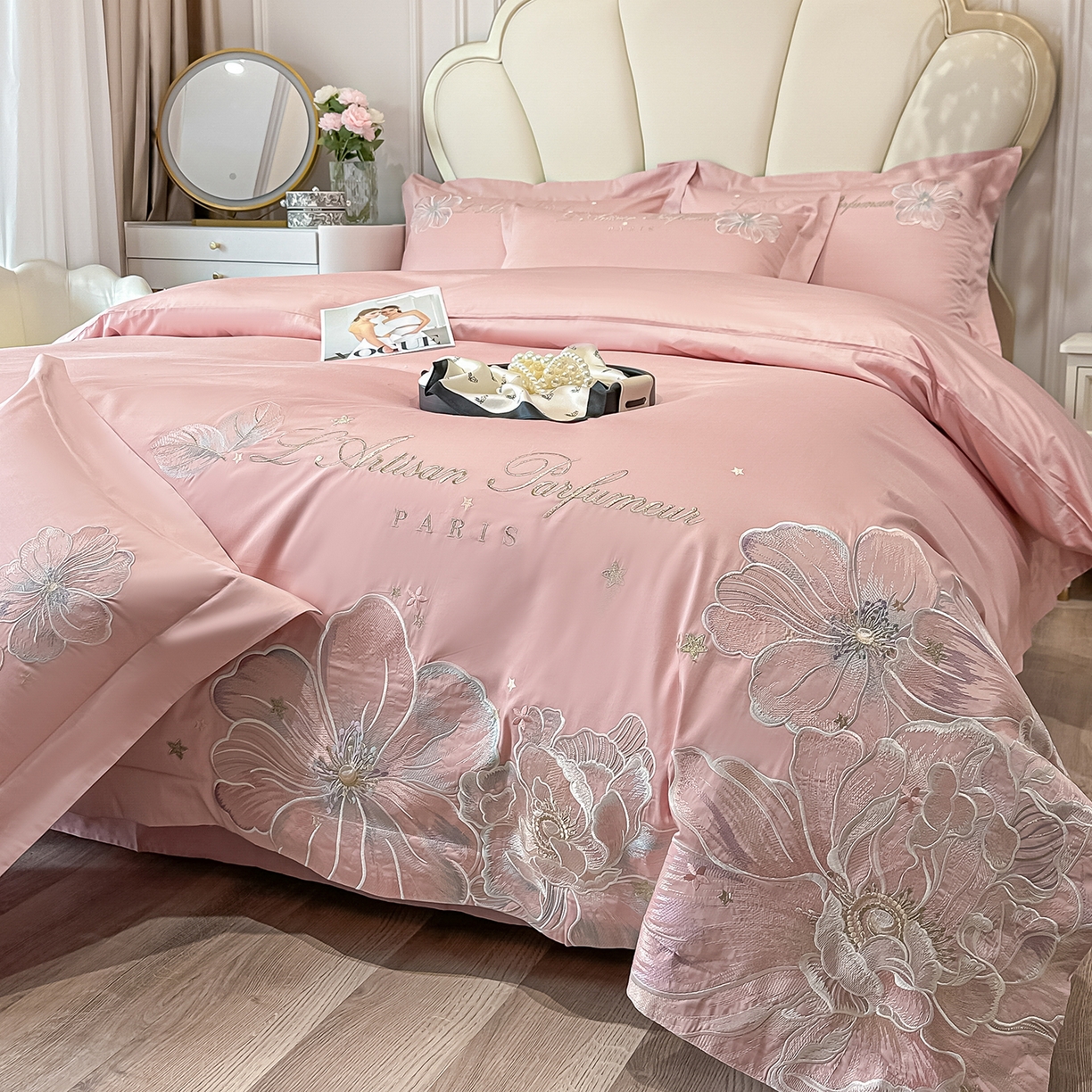 91家纺网 家纺一手货源 找家纺 置顶家纺 2026新款花汐子亲肤刺绣小清新四件套 花汐子-豆沙