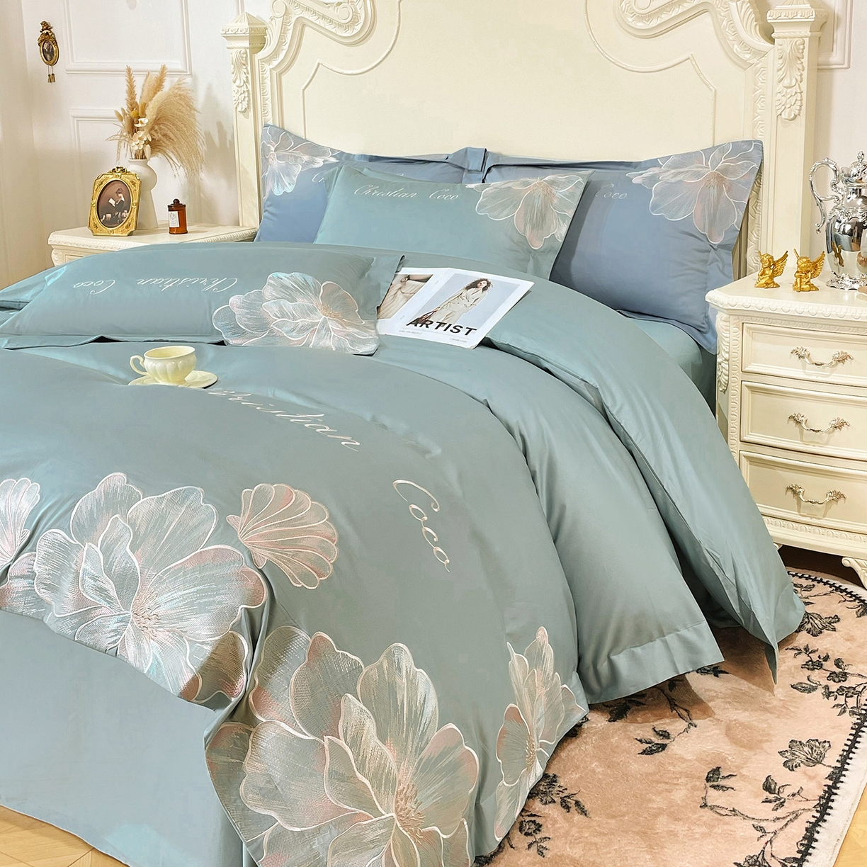 91家纺网 家纺一手货源 找家纺 置顶家纺 2026新款亲肤绣花-COCO小姐亲肤棉系列四件套 COCO小姐-繁星蓝