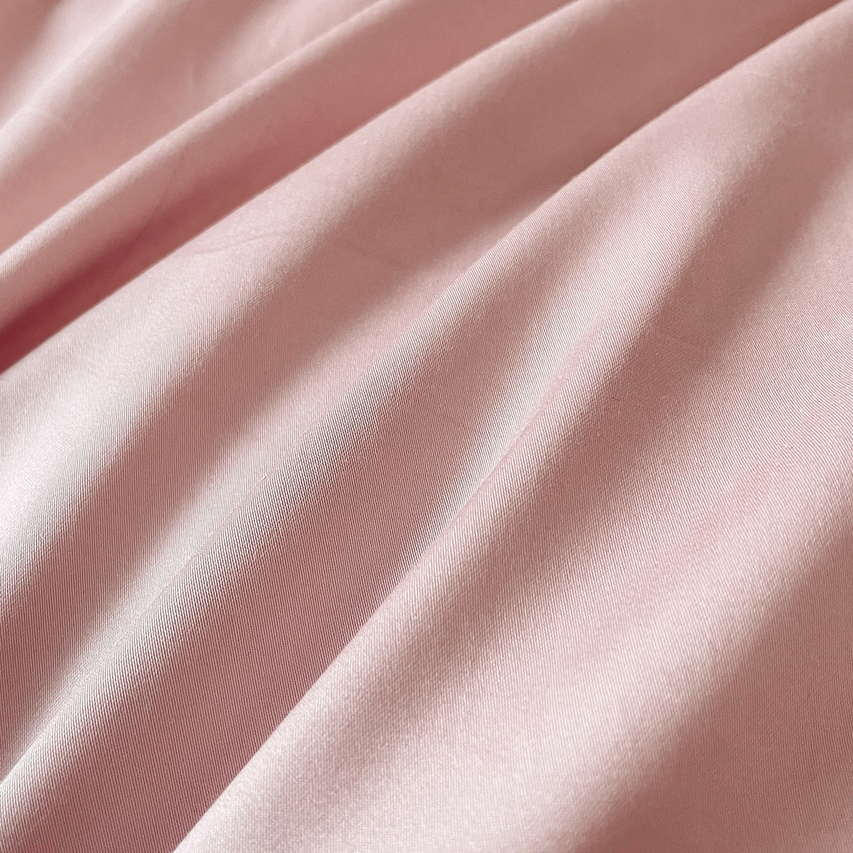 91家纺网 家纺一手货源 找家纺 置顶家纺 2026新款亲肤绣花-COCO小姐亲肤棉系列四件套 COCO小姐-奶白+豆沙