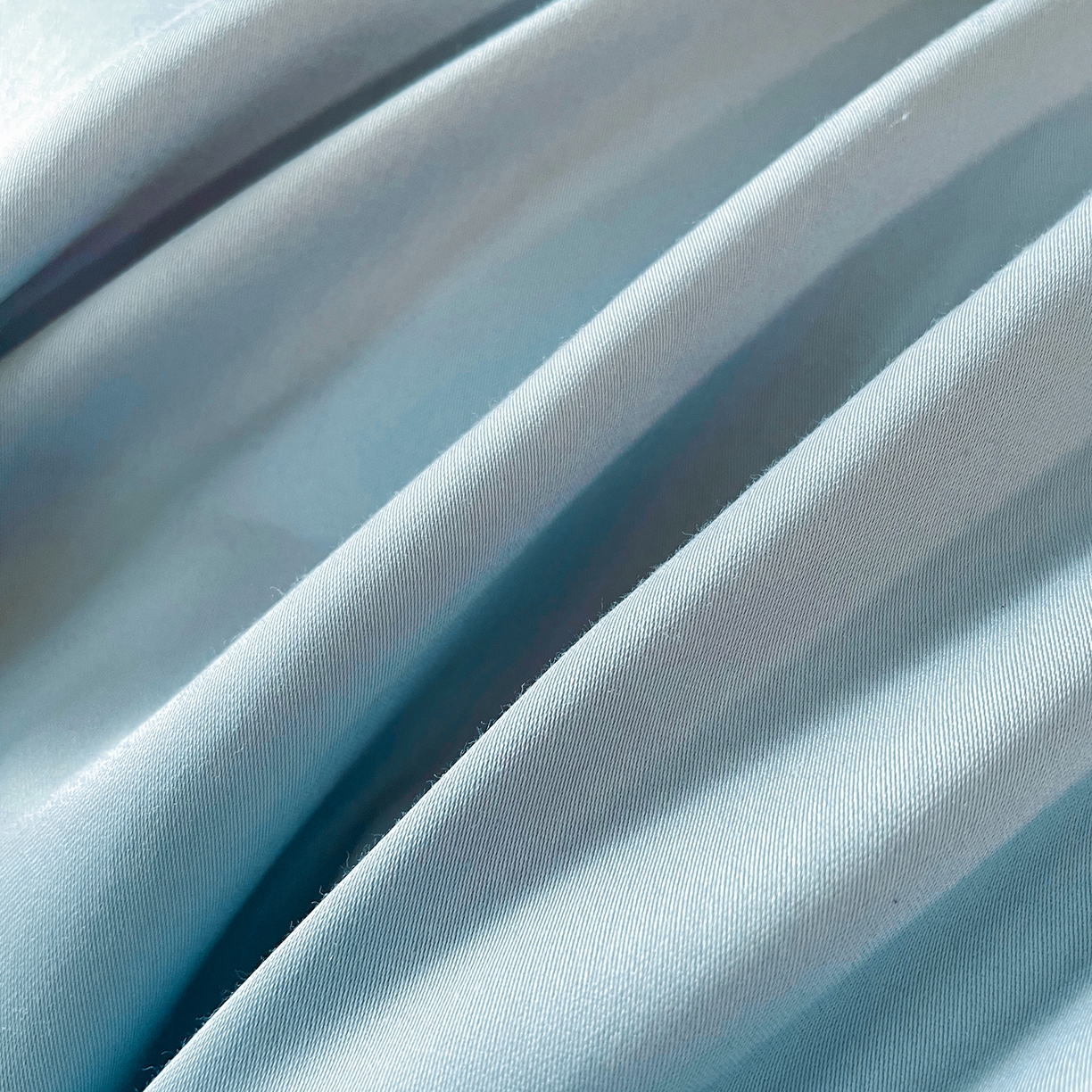 91家纺网 家纺一手货源 找家纺 置顶家纺 2026新款亲肤绣花-COCO小姐亲肤棉系列四件套 COCO小姐-浅蓝