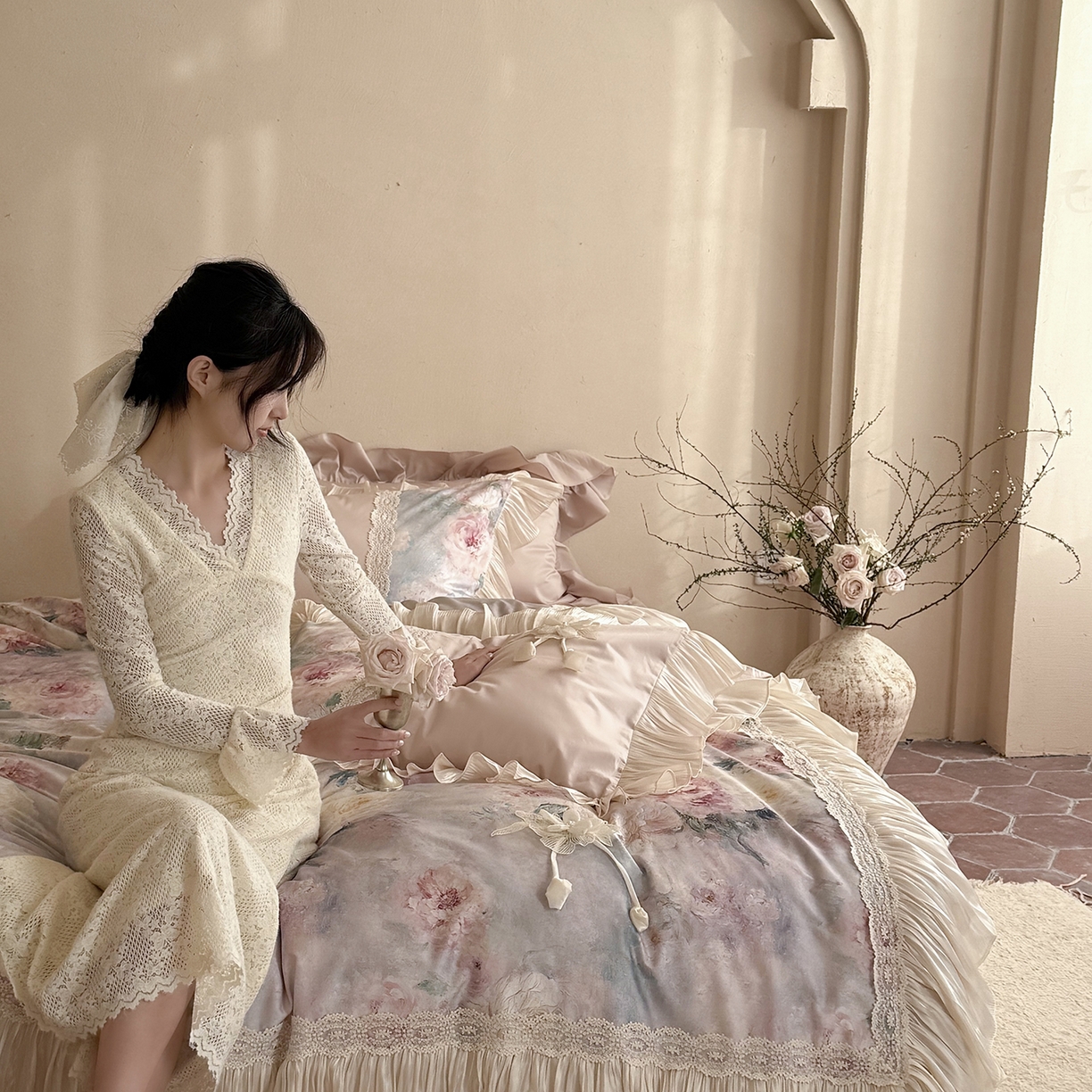 91家纺网 家纺一手货源 找家纺 （总）佳汐蓝家纺 2026新款春夏100支全棉复古风数码印花四件套--罗曼花园