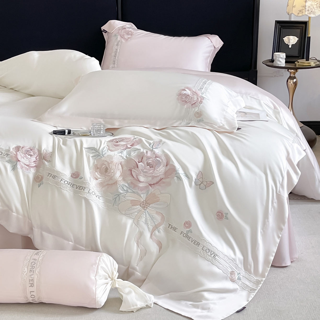 91家纺网 家纺一手货源 找家纺 （总） 2026春夏新款轻奢纯色A类长绒棉纯棉全棉重工刺绣被套床单四件套床上用品云栀