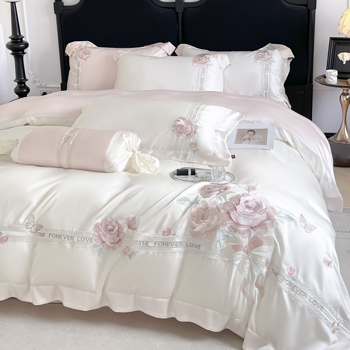 91家纺网 家纺一手货源 找家纺  2026春夏新款轻奢纯色A类长绒棉纯棉全棉重工刺绣被套床单四件套床上用品云栀 云栀-白粉