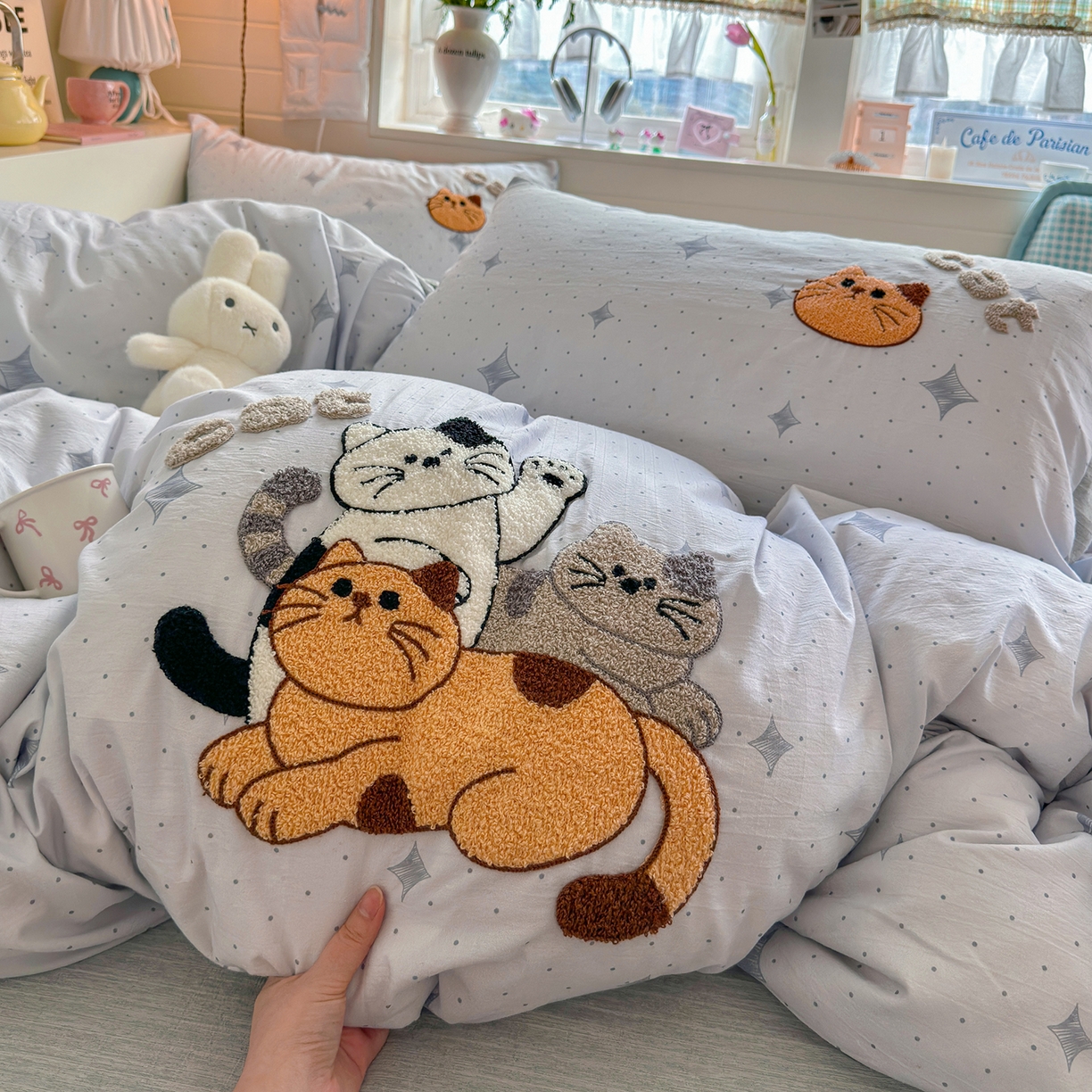 91家纺网 家纺一手货源 找家纺 王朝国际 2026爆款棉纱毛巾绣四件套 三只喵