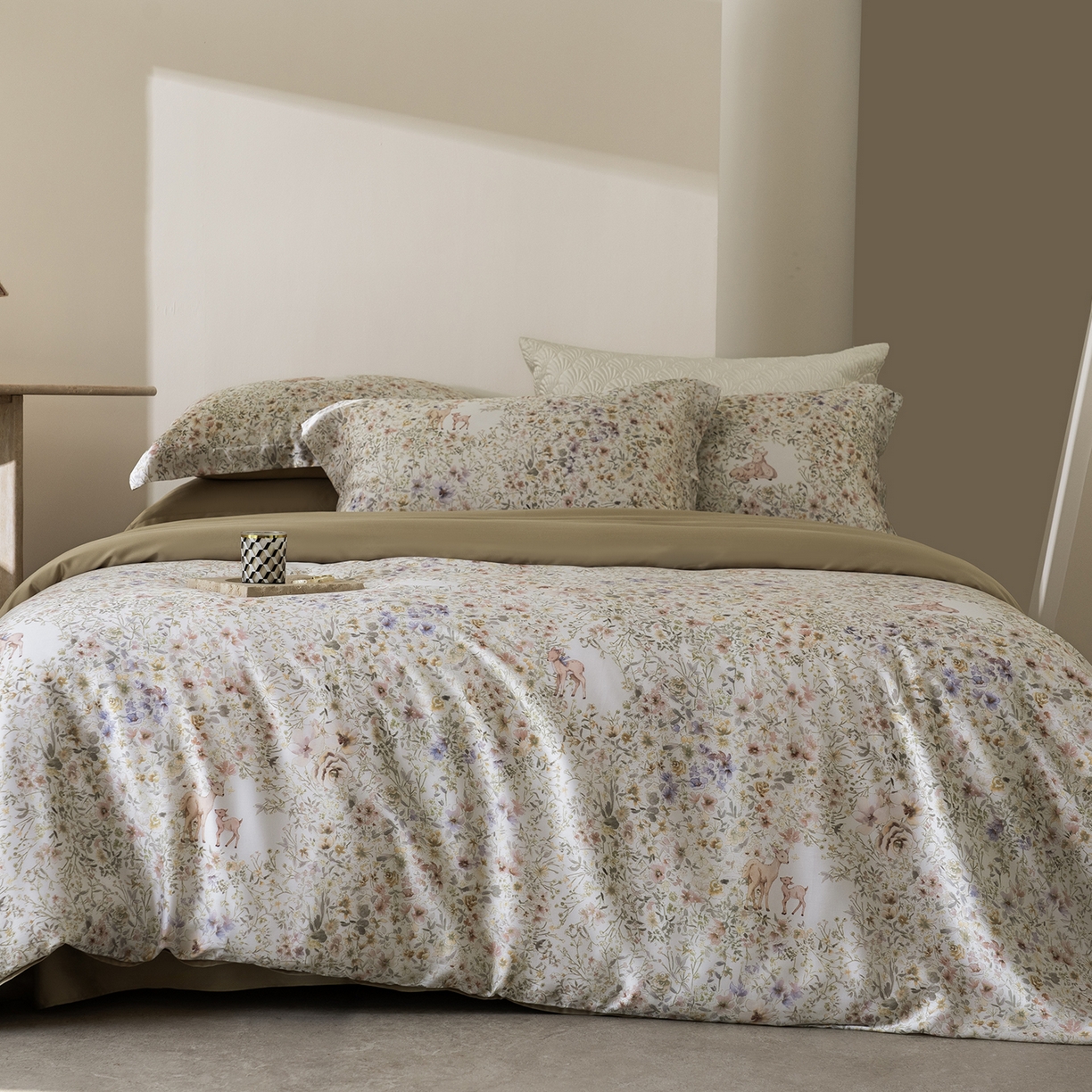 佳汐蓝家纺 2026新款春夏天丝数码印花（挂边款）四件套 彩绘园-黄