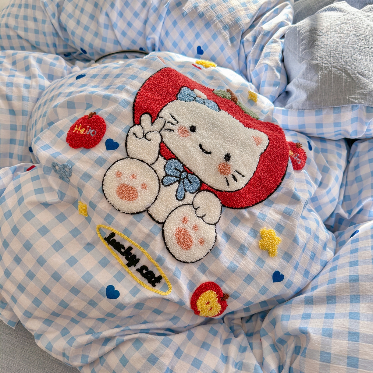 91家纺网 家纺一手货源 找家纺 王朝国际 2026爆款棉纱毛巾绣四件套 爱心喵