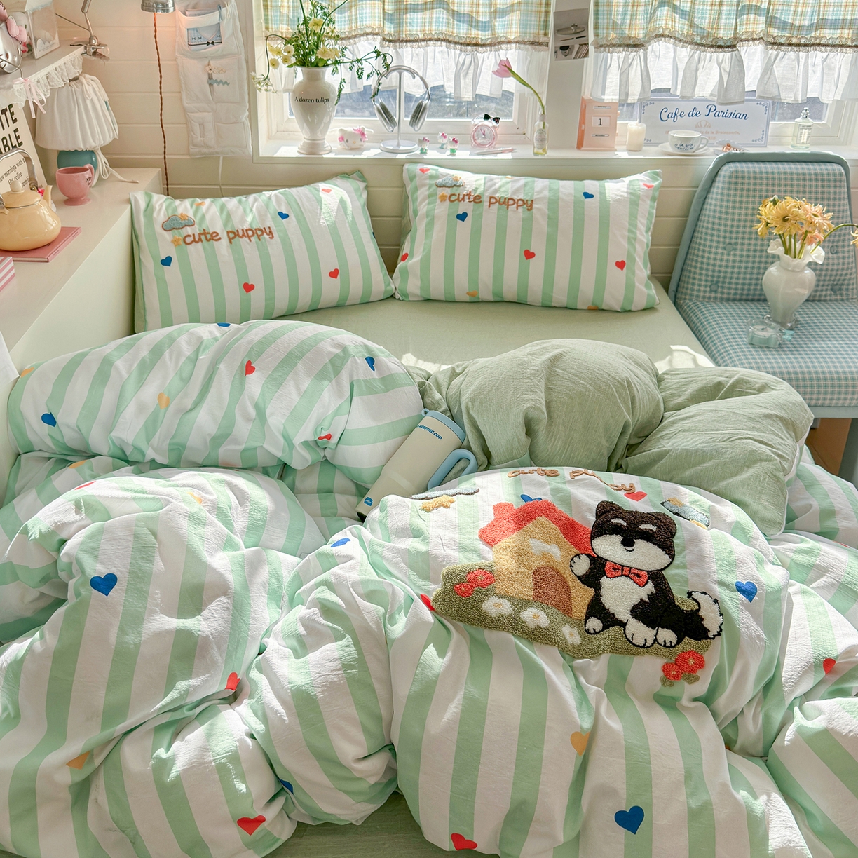 91家纺网 家纺一手货源 找家纺 王朝国际 2026爆款棉纱毛巾绣四件套 呆呆狗