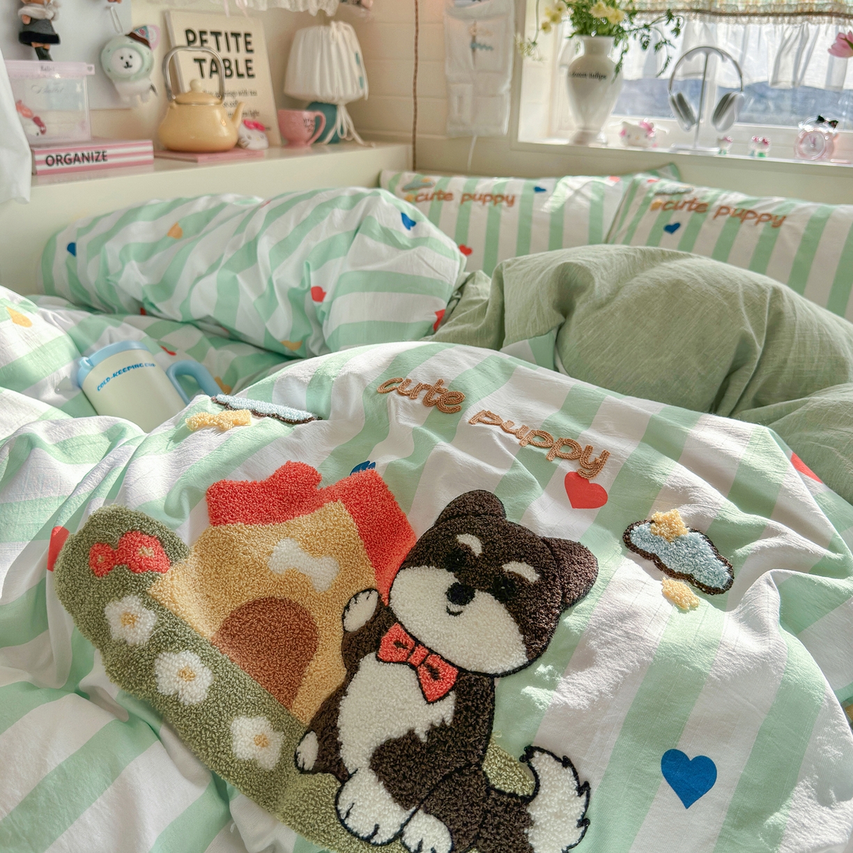 91家纺网 家纺一手货源 找家纺 王朝国际 2026爆款棉纱毛巾绣四件套 呆呆狗