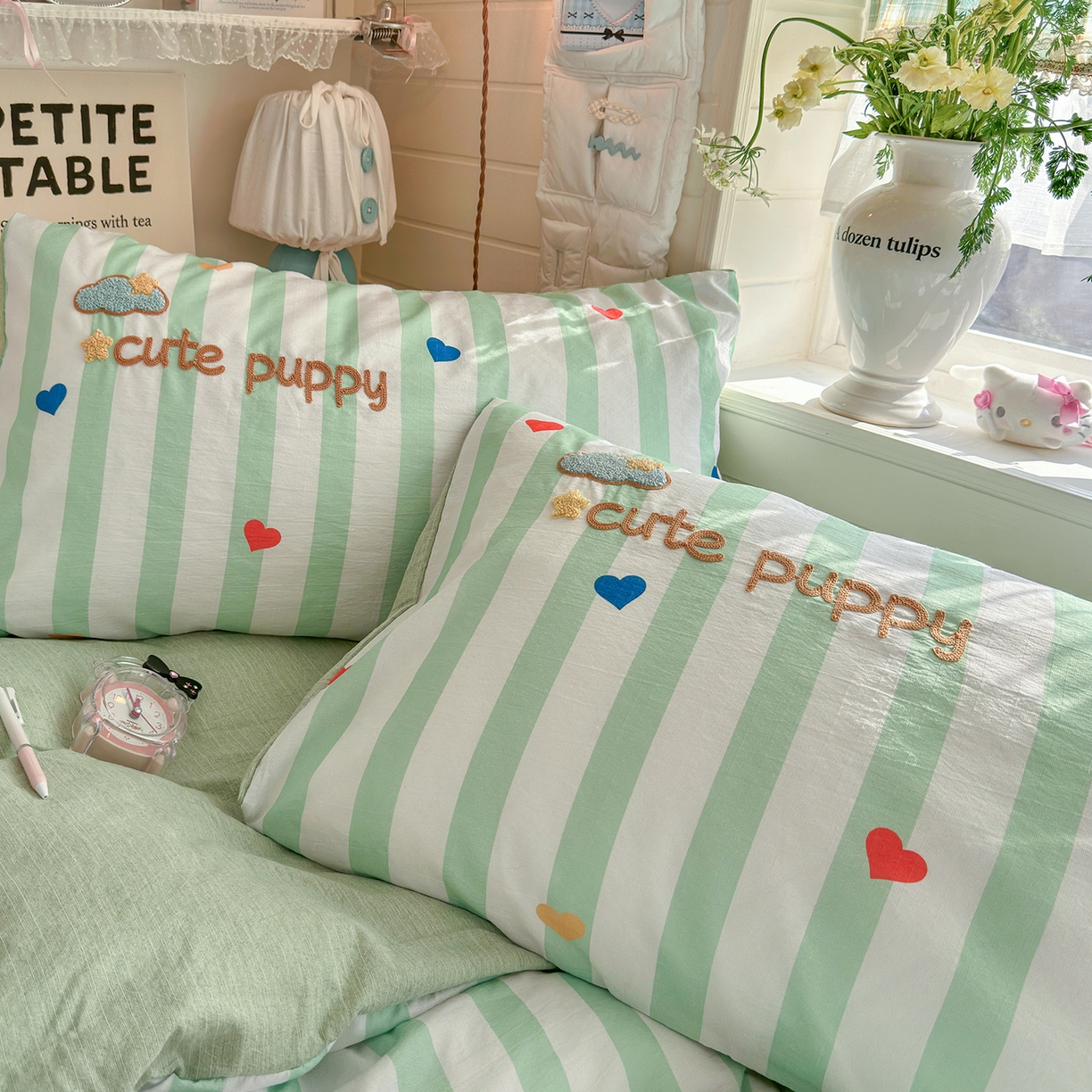 91家纺网 家纺一手货源 找家纺 王朝国际 2026爆款棉纱毛巾绣四件套 呆呆狗