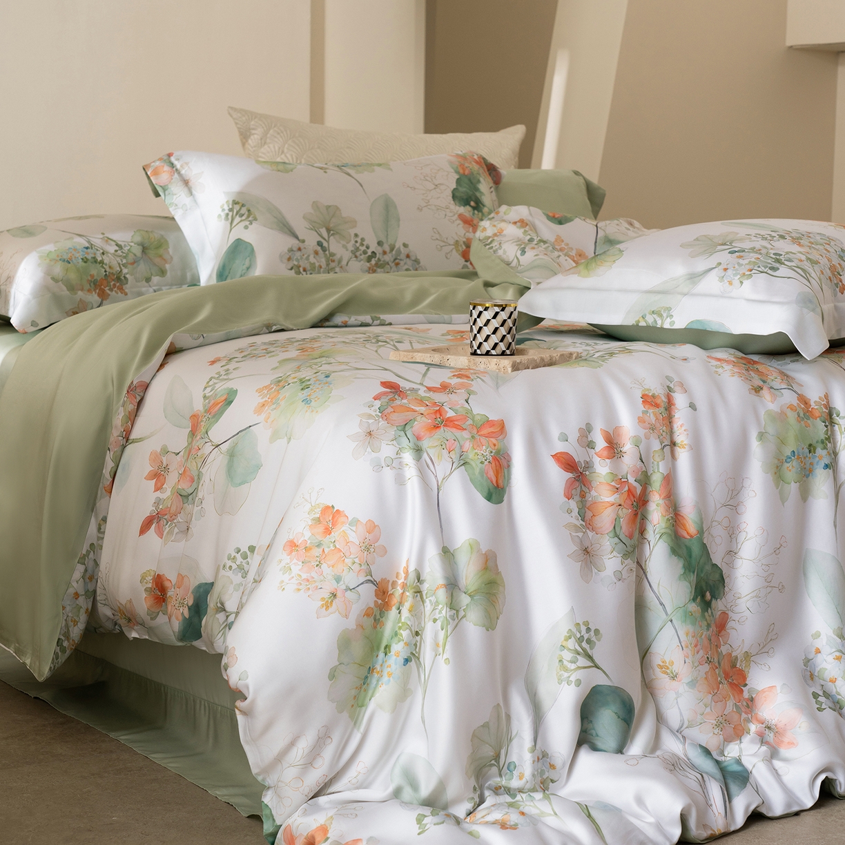 91家纺网 家纺一手货源 找家纺 佳汐蓝家纺 2026新款春夏天丝数码印花（挂边款）四件套 荷塘月色-绿