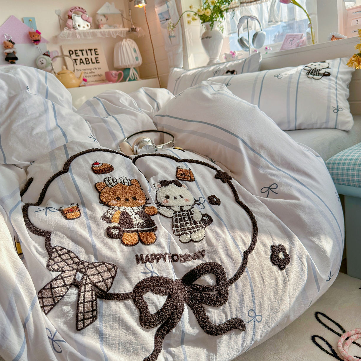 91家纺网 家纺一手货源 找家纺 王朝国际 2026爆款棉纱毛巾绣四件套 蝴蝶猫