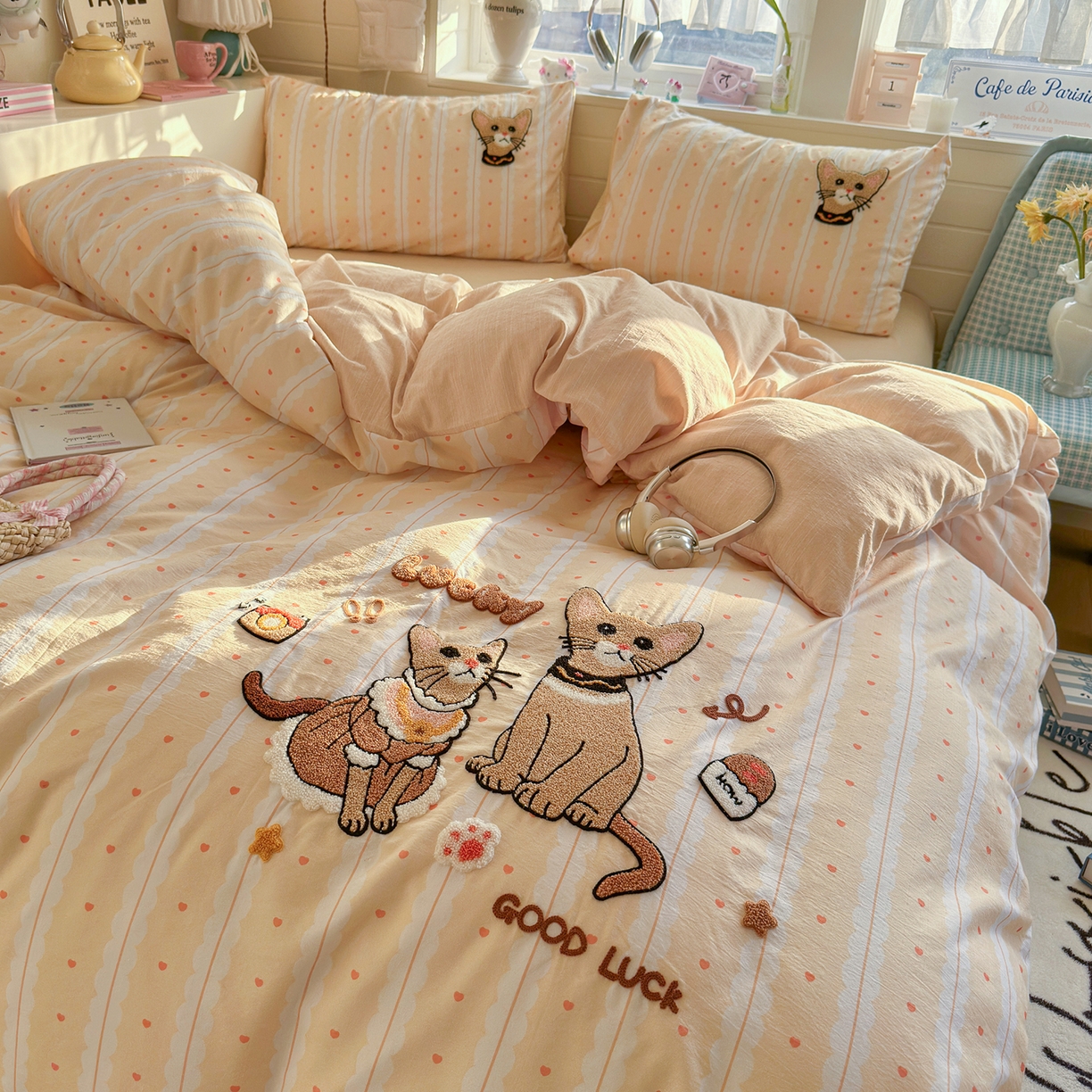 91家纺网 家纺一手货源 找家纺 王朝国际 2026爆款棉纱毛巾绣四件套 猫猫豹豹