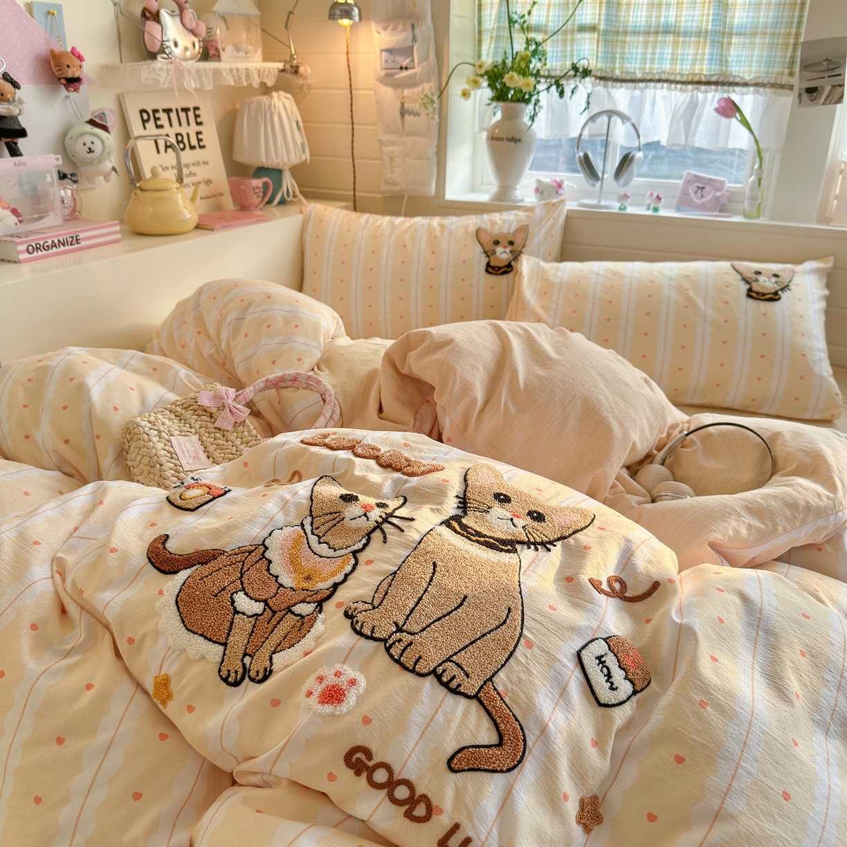 91家纺网 家纺一手货源 找家纺 王朝国际 2026爆款棉纱毛巾绣四件套 猫猫豹豹