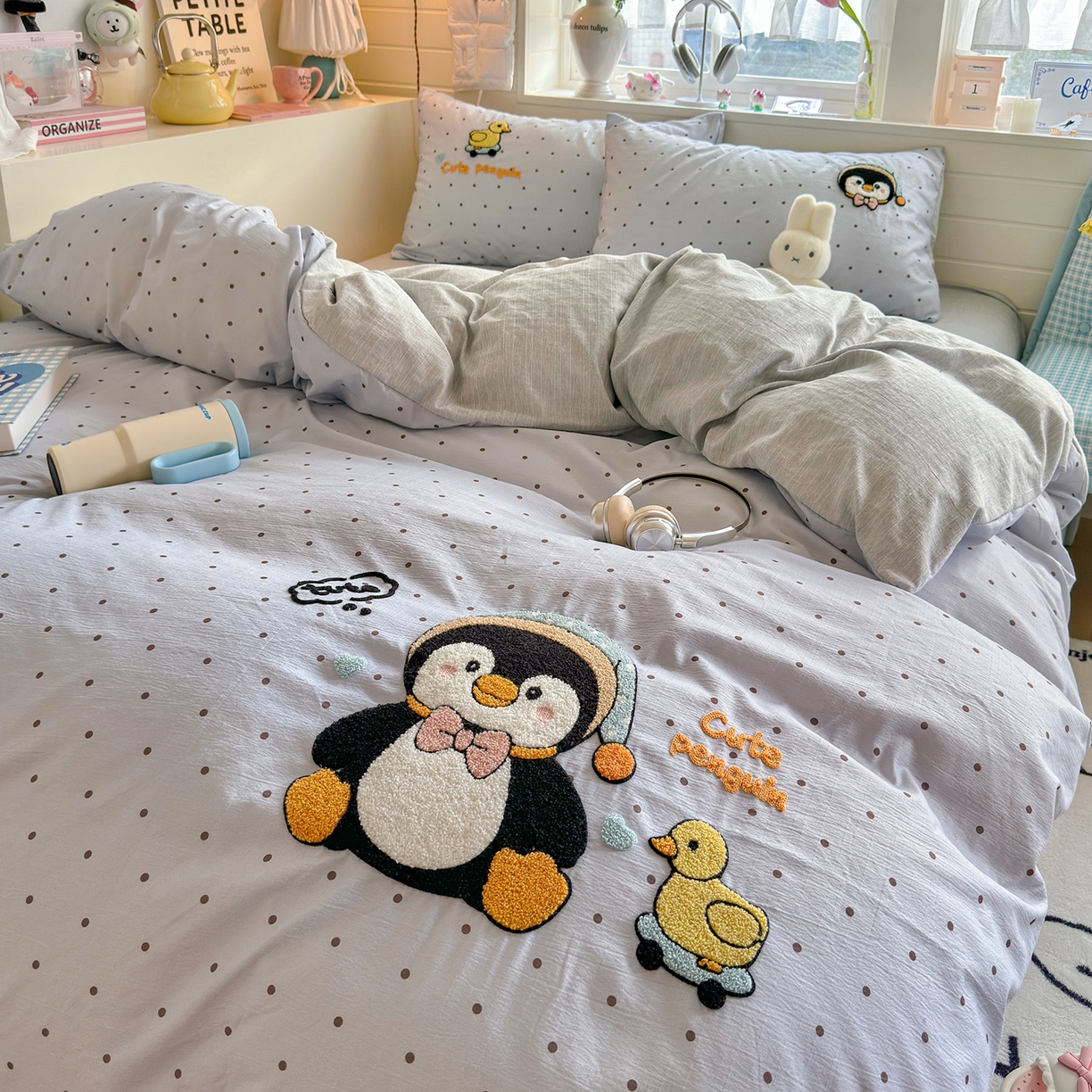 91家纺网 家纺一手货源 找家纺 王朝国际 2026爆款棉纱毛巾绣四件套 企鹅鸭