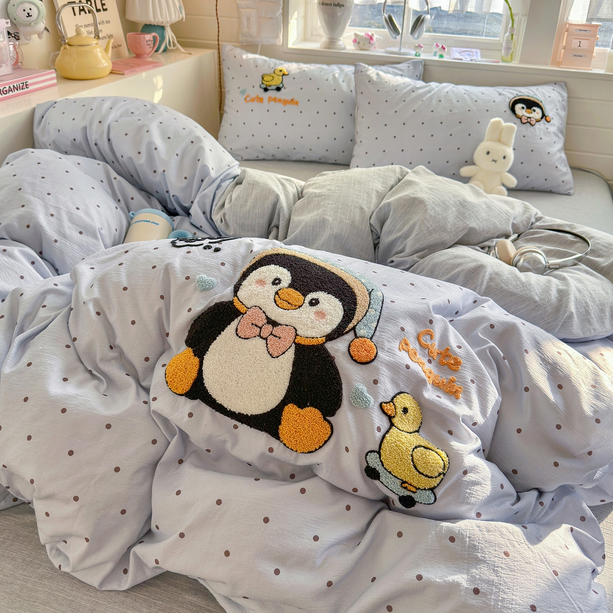 91家纺网 家纺一手货源 找家纺 王朝国际 2026爆款棉纱毛巾绣四件套 企鹅鸭