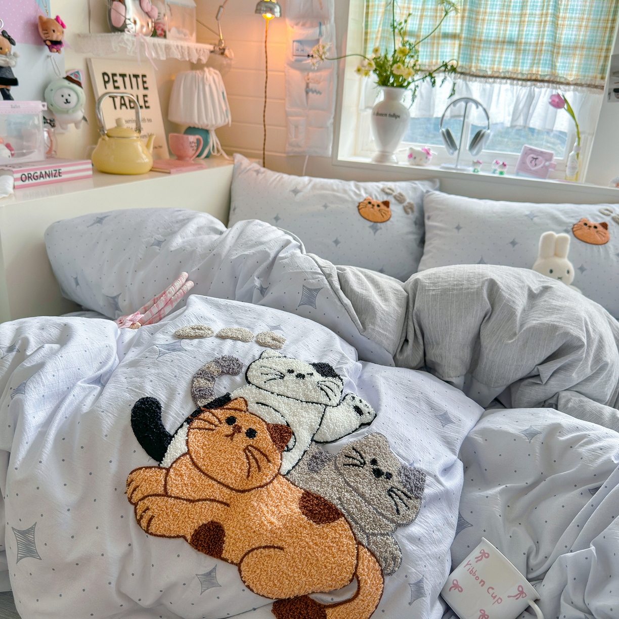 91家纺网 家纺一手货源 找家纺 王朝国际 2026爆款棉纱毛巾绣四件套 三只喵