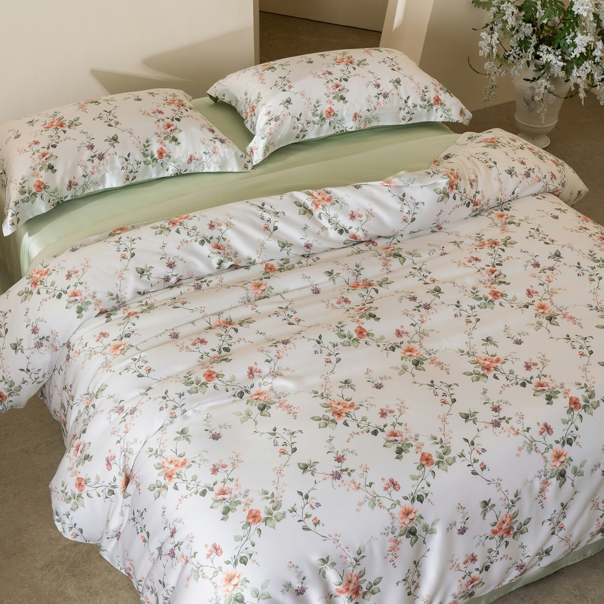 91家纺网 家纺一手货源 找家纺 佳汐蓝家纺 2026新款春夏天丝数码印花（挂边款）四件套 绮梦眠-绿