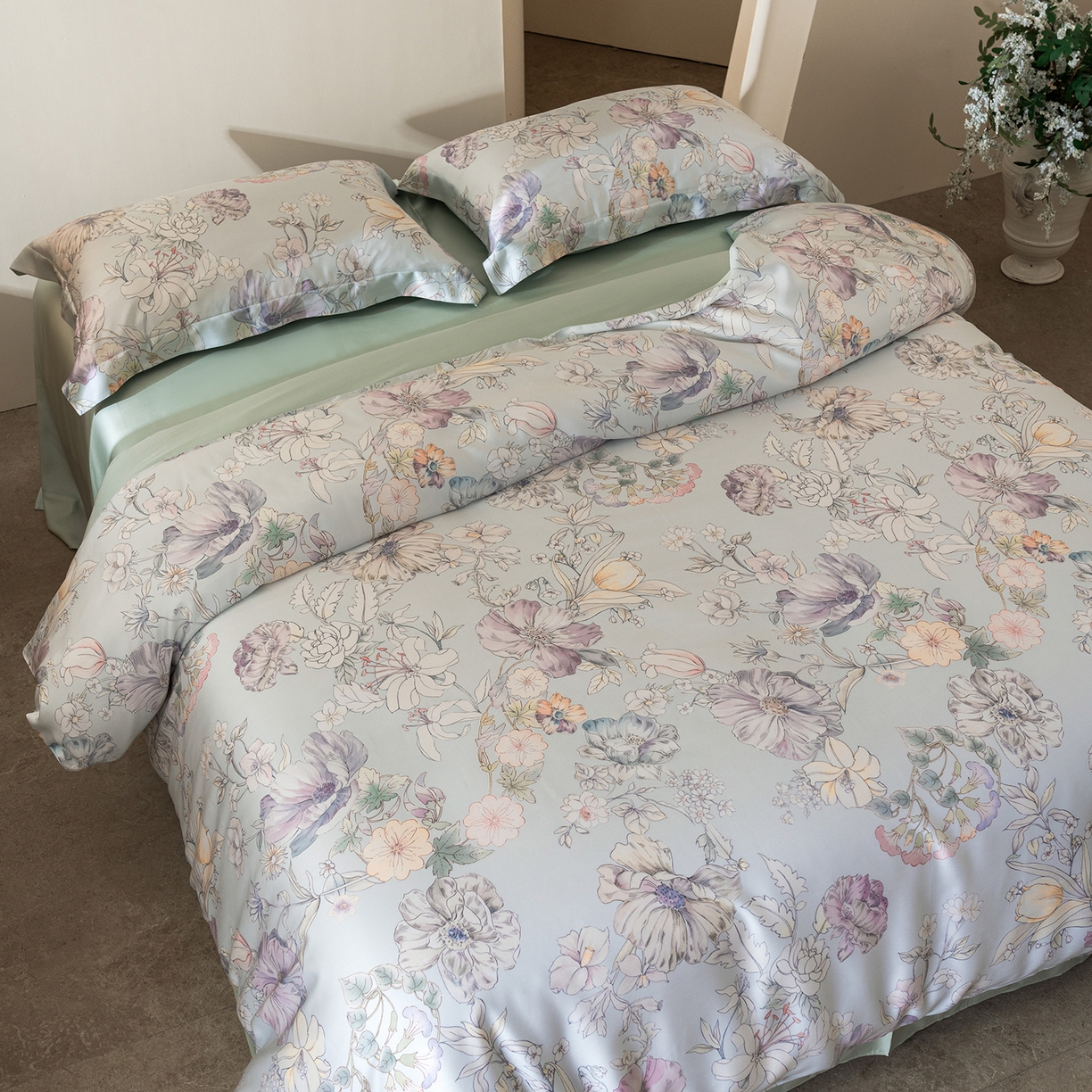 91家纺网 家纺一手货源 找家纺 佳汐蓝家纺 2026新款春夏天丝数码印花（挂边款）四件套 茹艺-兰