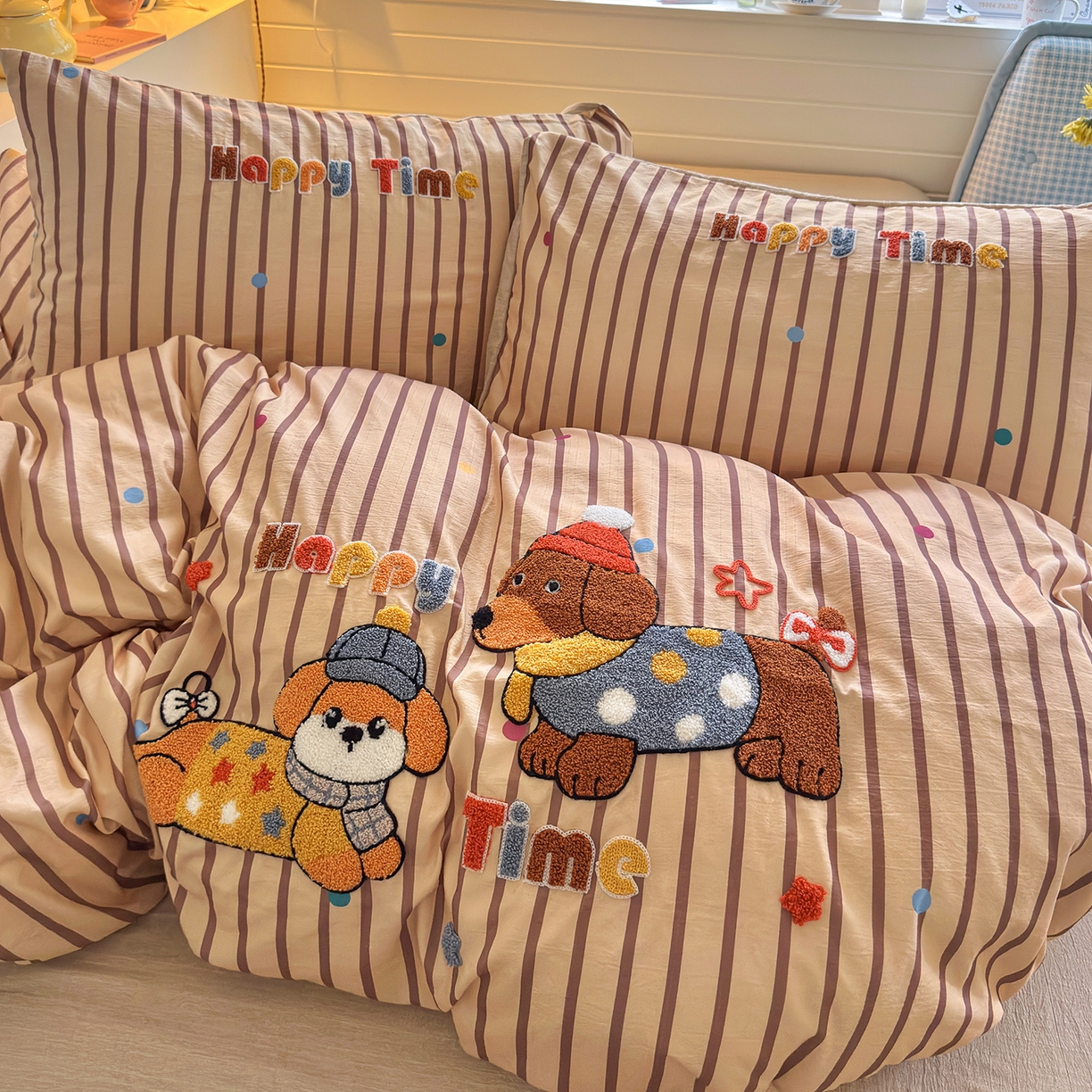 91家纺网 家纺一手货源 找家纺 王朝国际 2026爆款棉纱毛巾绣四件套 星际汪