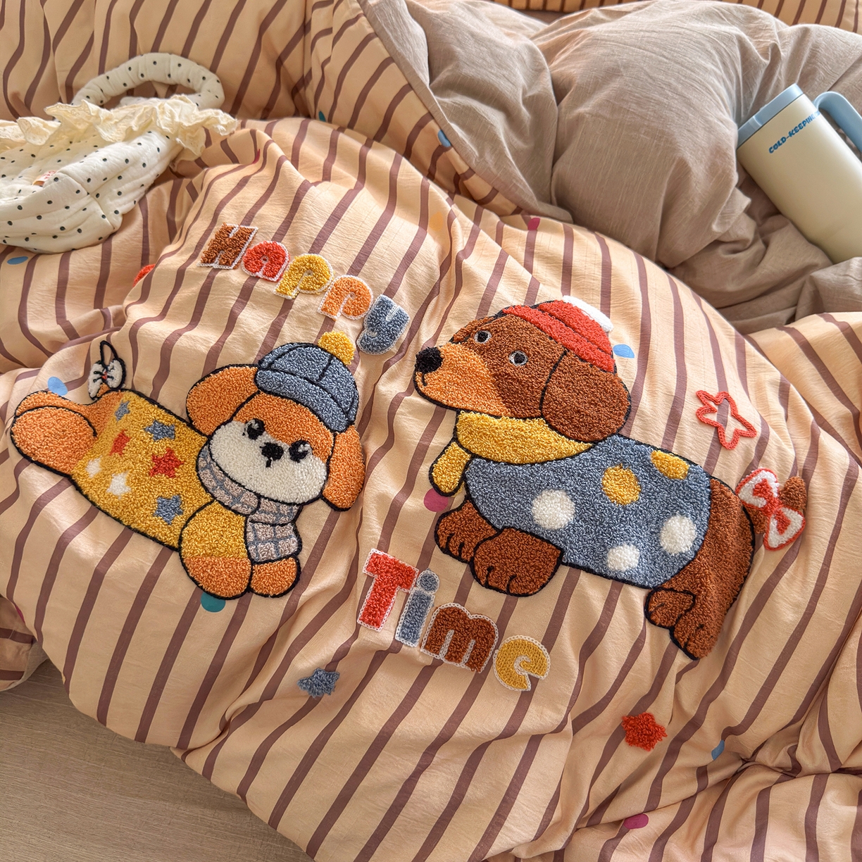 91家纺网 家纺一手货源 找家纺 王朝国际 2026爆款棉纱毛巾绣四件套 星际汪