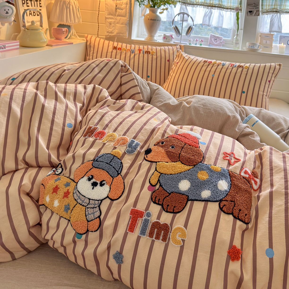 91家纺网 家纺一手货源 找家纺 王朝国际 2026爆款棉纱毛巾绣四件套 星际汪