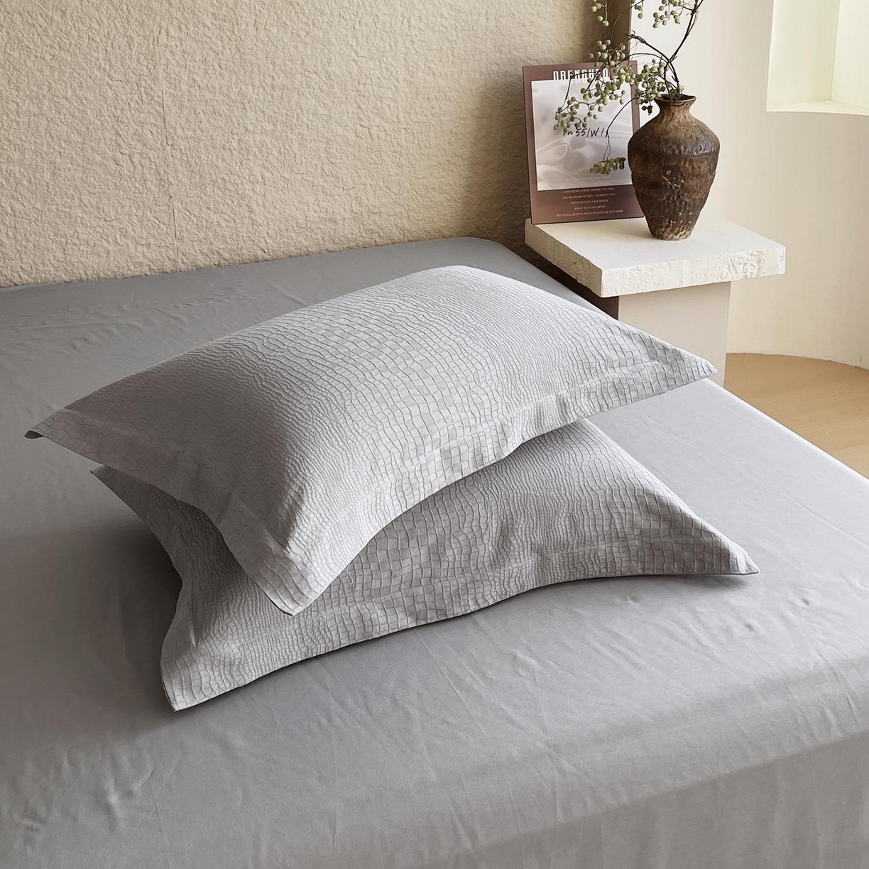 91家纺网 家纺一手货源 找家纺 帅露家纺 2026新款A类全棉纯棉亮面浮雕提花四件套 石烁-太空灰