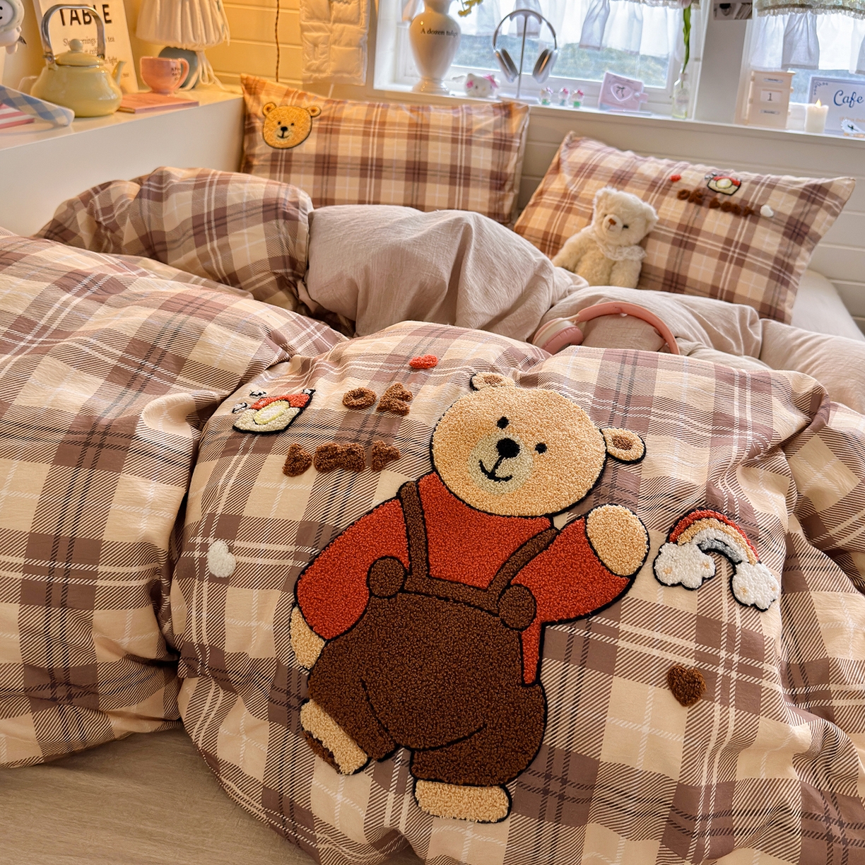 91家纺网 家纺一手货源 找家纺 王朝国际 2026爆款棉纱毛巾绣四件套 熊宝