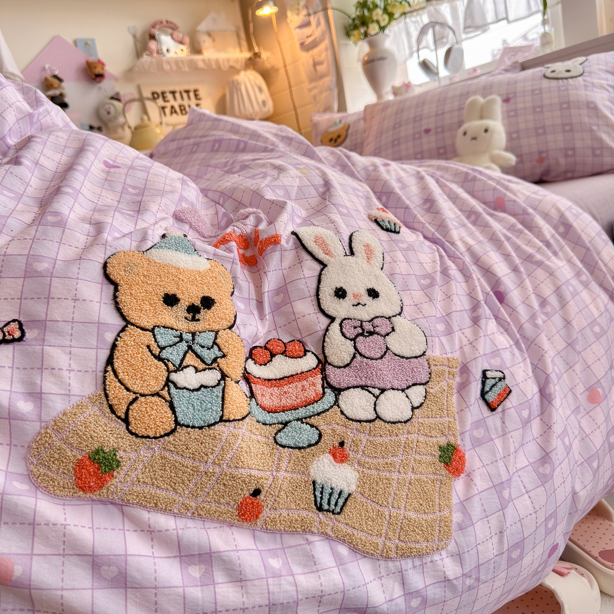 91家纺网 家纺一手货源 找家纺 王朝国际 2026爆款棉纱毛巾绣四件套 熊与兔