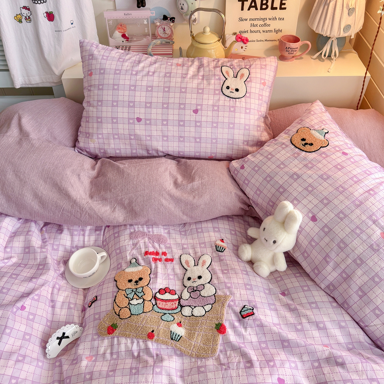 91家纺网 家纺一手货源 找家纺 王朝国际 2026爆款棉纱毛巾绣四件套 熊与兔