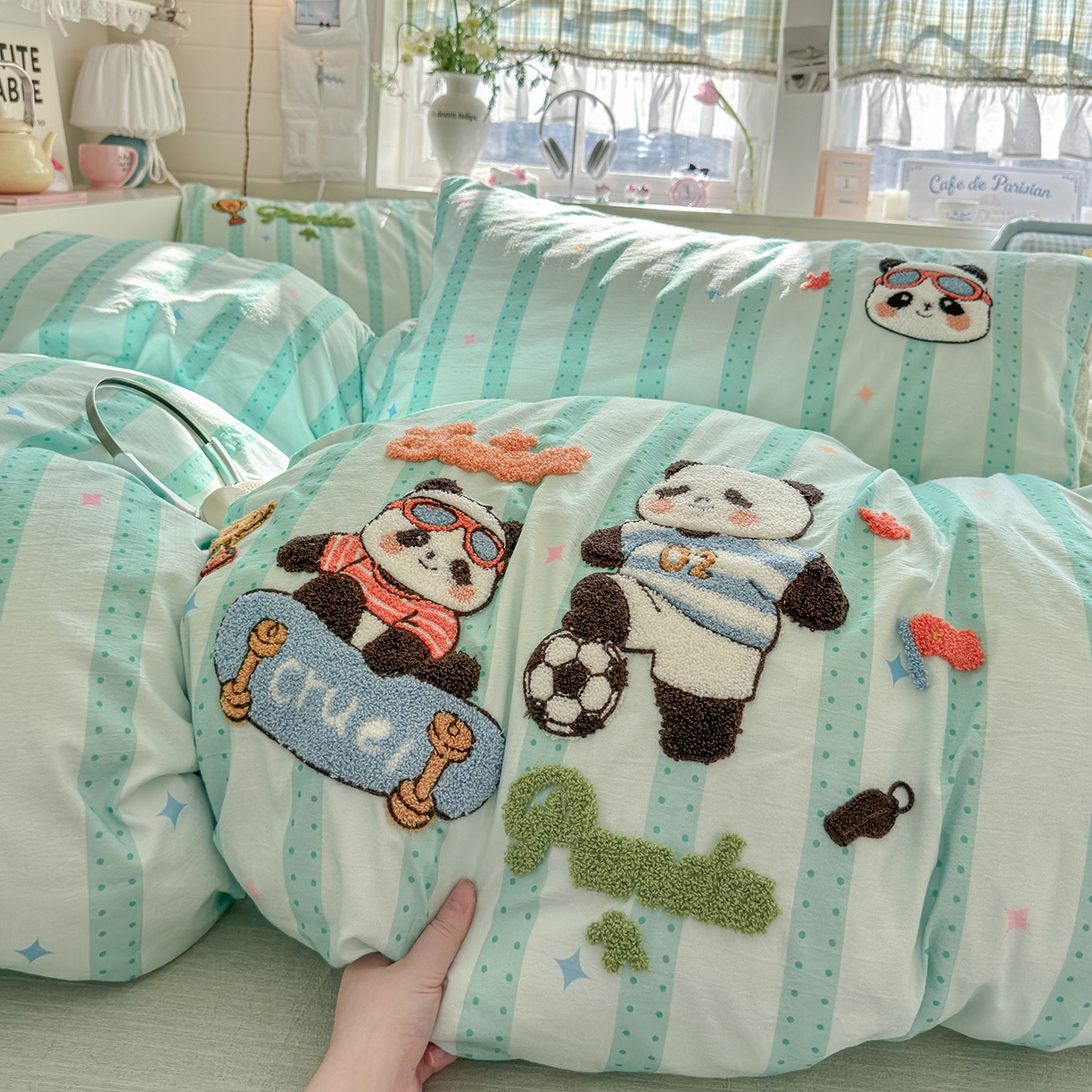 王朝国际 2026爆款棉纱毛巾绣四件套 足球猫