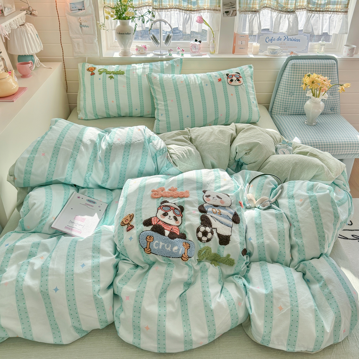 91家纺网 家纺一手货源 找家纺 王朝国际 2026爆款棉纱毛巾绣四件套 足球猫