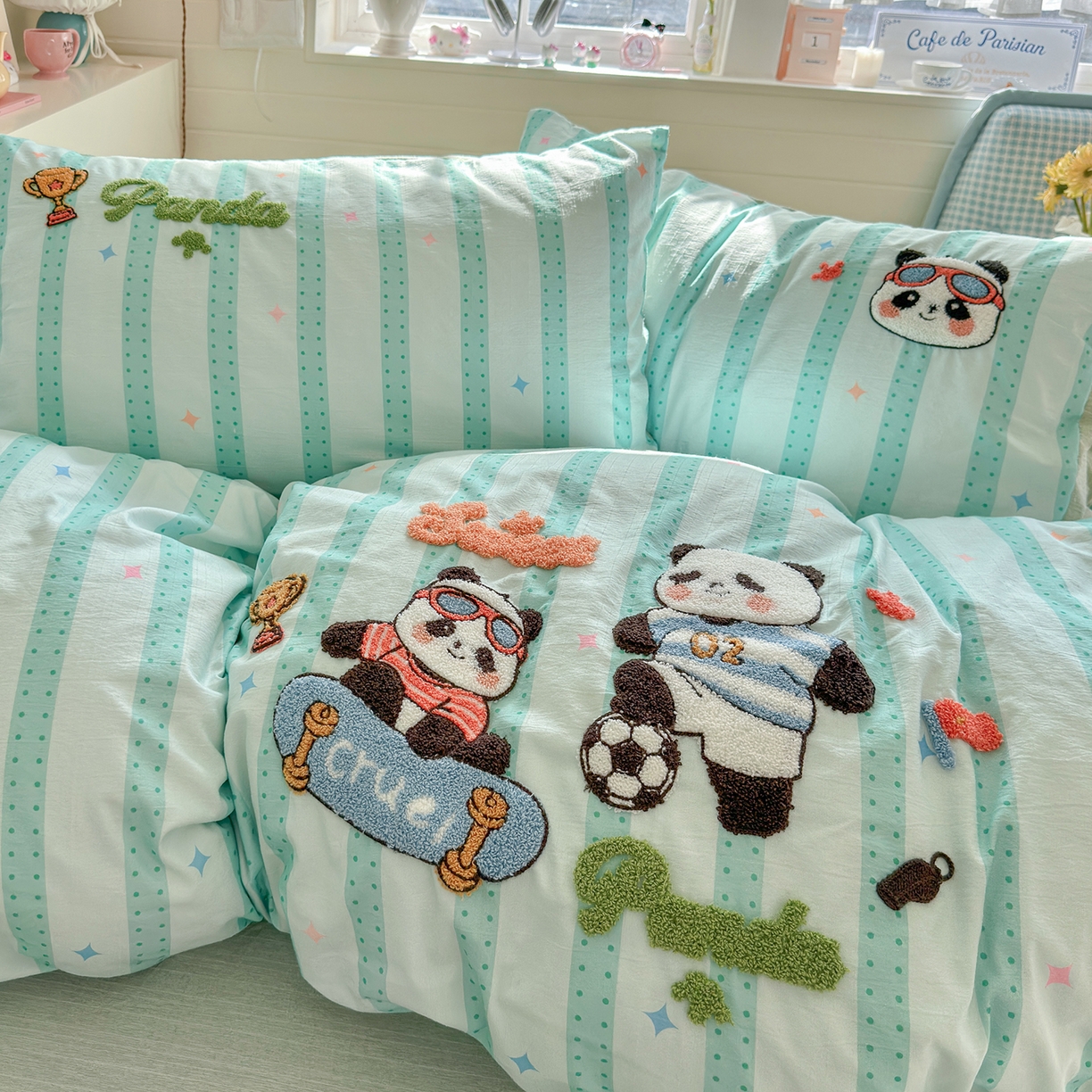 91家纺网 家纺一手货源 找家纺 王朝国际 2026爆款棉纱毛巾绣四件套 足球猫