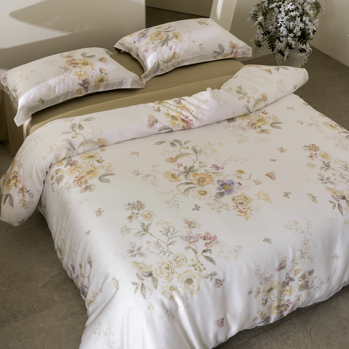 91家纺网 家纺一手货源 找家纺 佳汐蓝家纺 2026新款春夏天丝数码印花（挂边款）四件套 雨鑫-黄