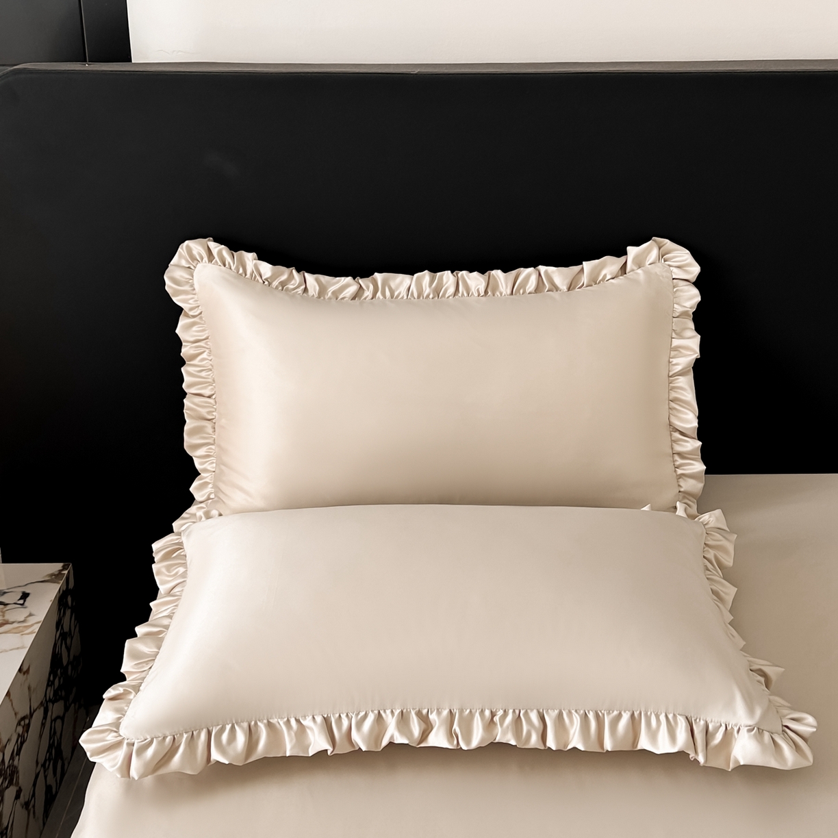 91家纺网 家纺一手货源 找家纺 乐卧家居 2026新款哑光仿真丝高级感卧室时尚四件套-比弗利系列 比弗利-香槟金