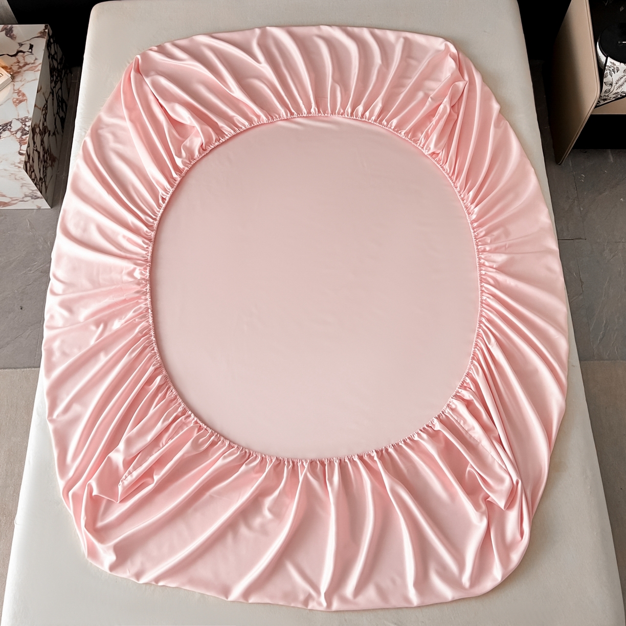 91家纺网 家纺一手货源 找家纺 乐卧家居 2026新款哑光仿真丝高级感卧室时尚四件套-比弗利系列 比弗利-优雅粉